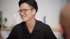 Akin-founder