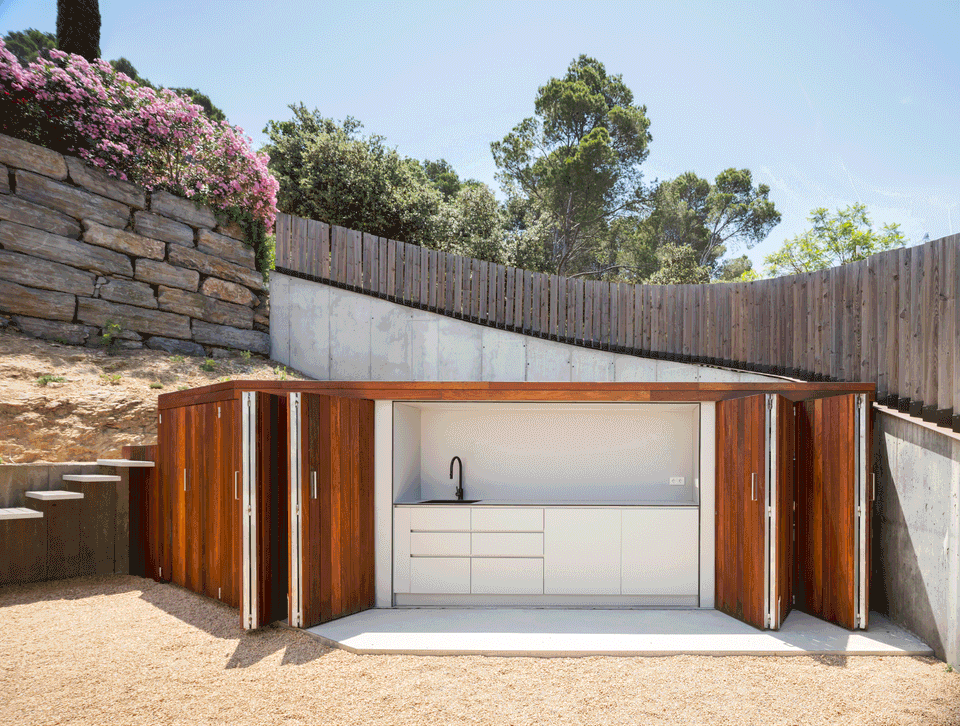 House between lines