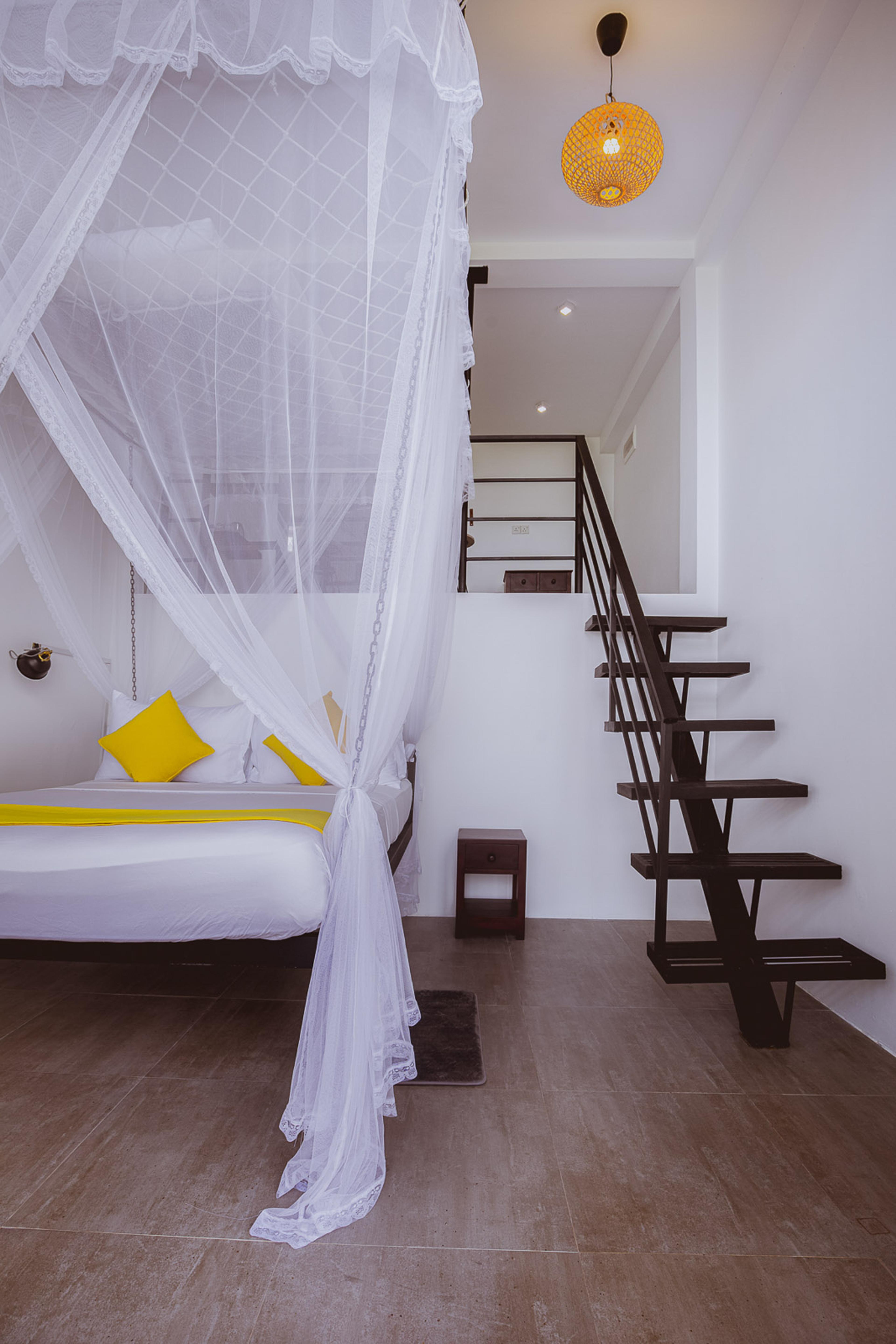 Tree House Chalets - Hotels in Belihuloya