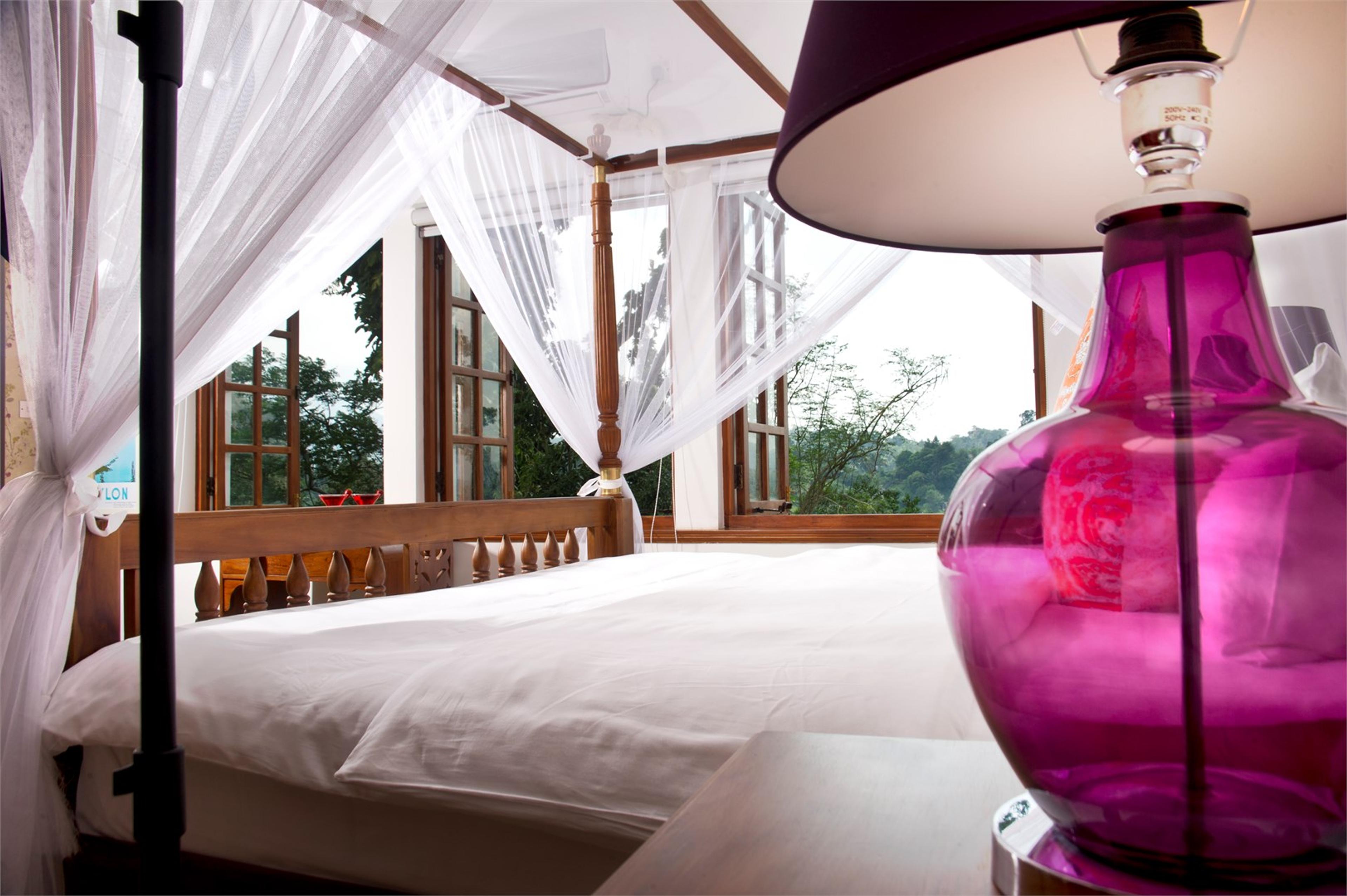 Saffron Double Room - Elephant Stables Kandy