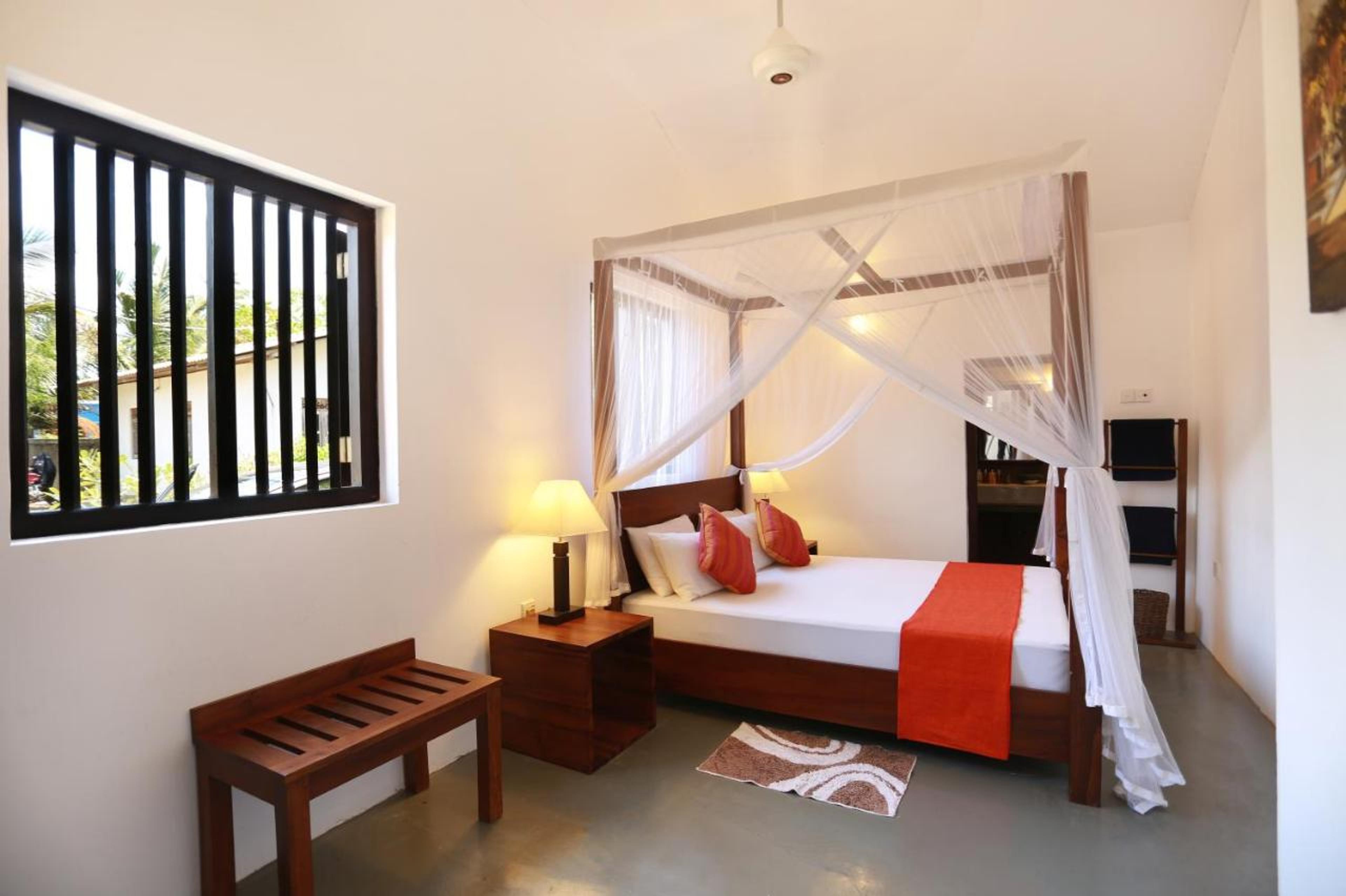 Private Villa in Tangalle - Ocean Cottage Kalmetiya