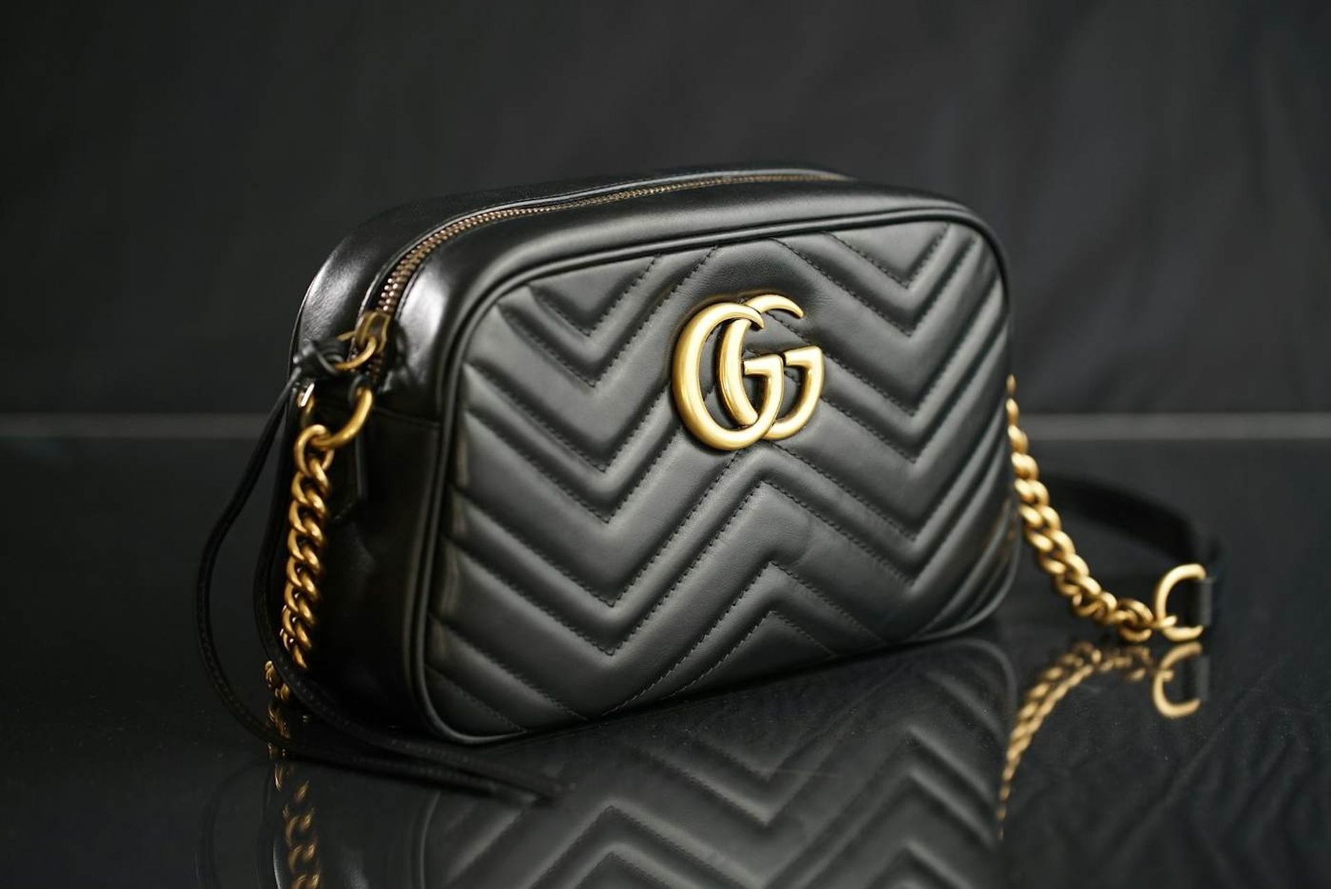 Designer handbag hardware and stitching