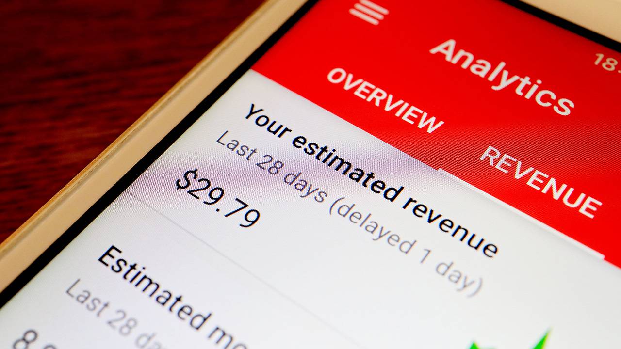 YouTube Mobile Analytics Screenshot with Monetiaztion and Revenue