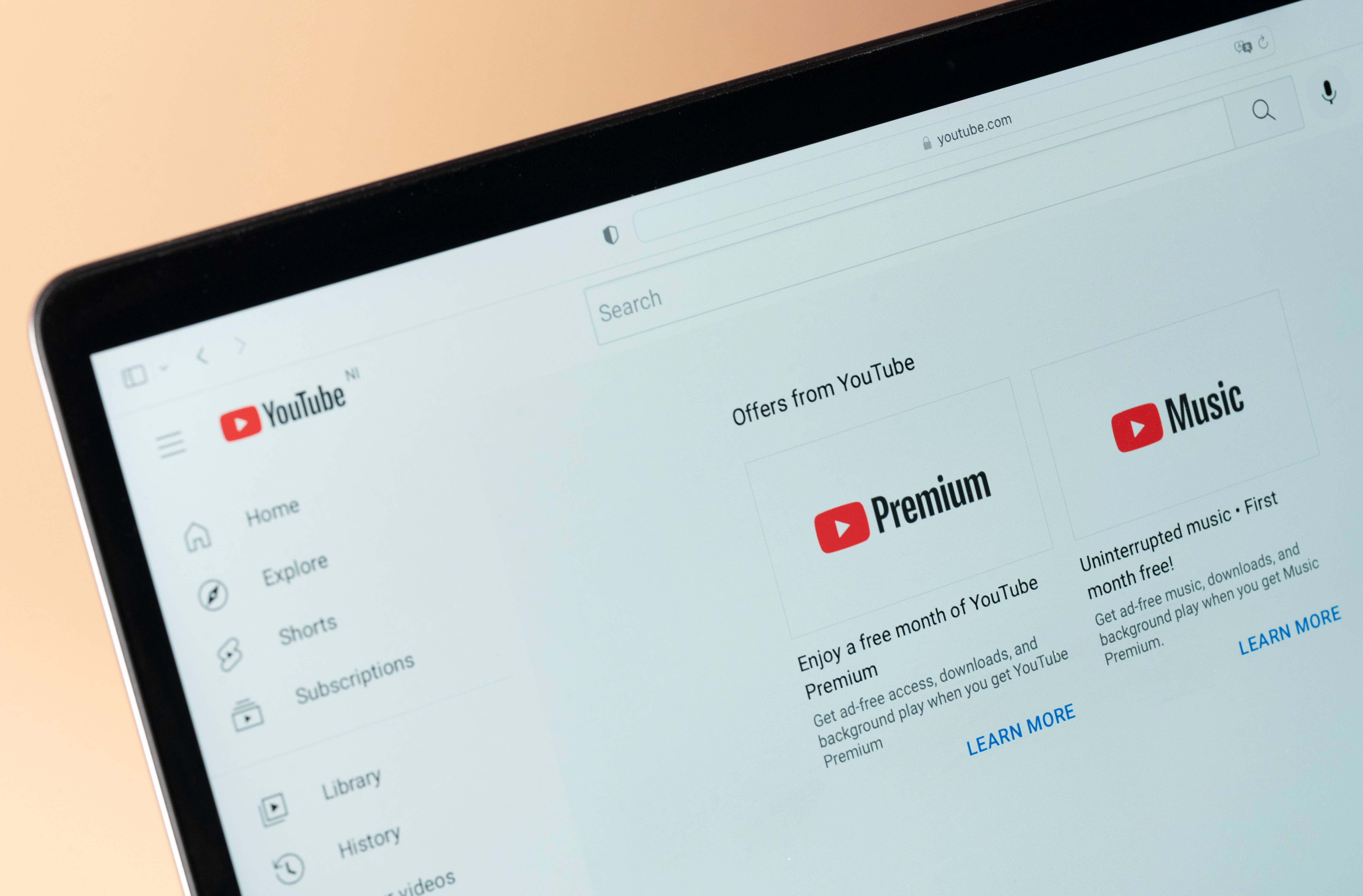 YouTube premium feature offers
