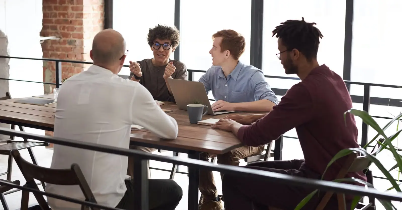 IT Leader Round-Up: Citizen Developer Challenges [2024]-post-image