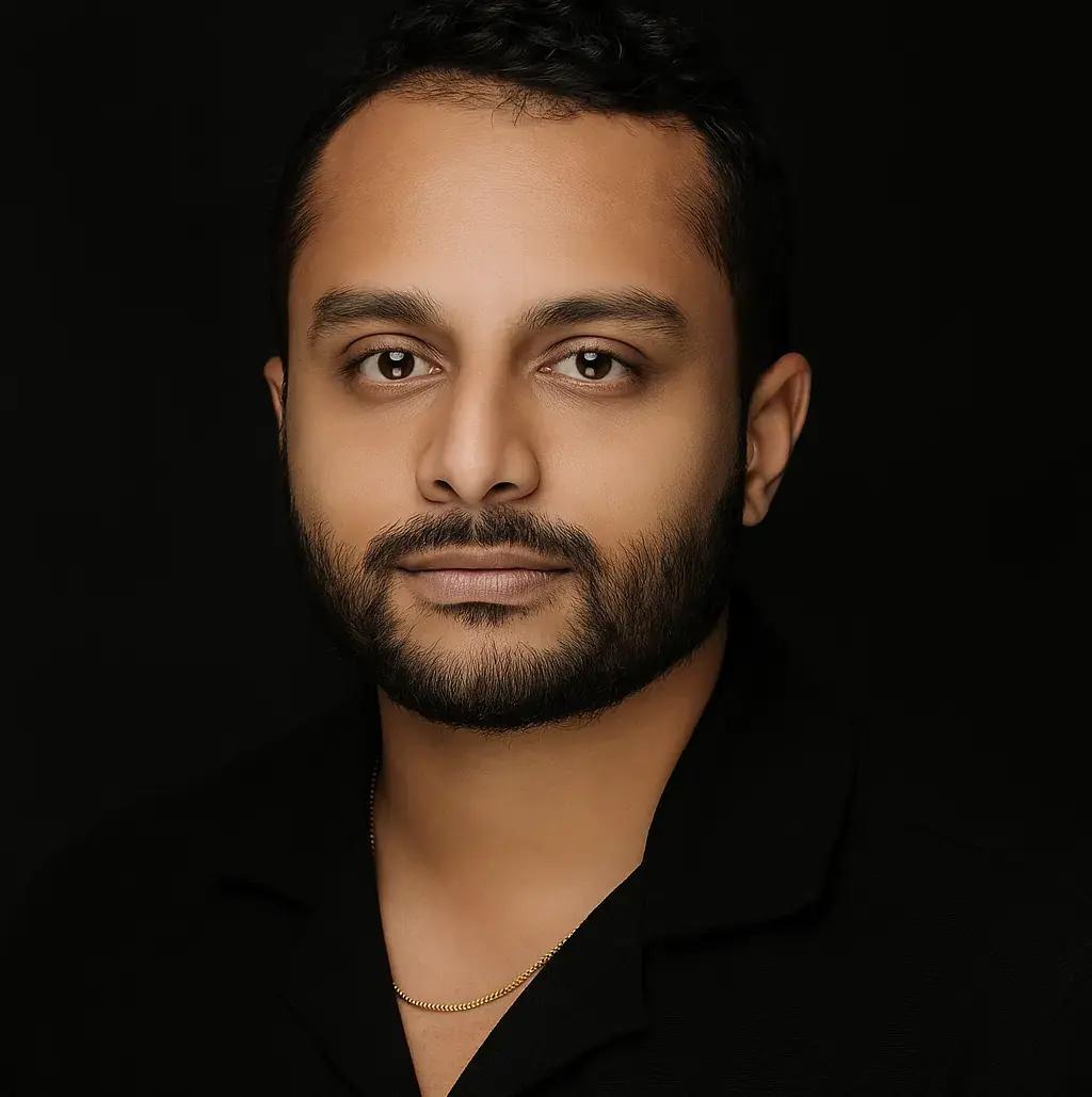 Portrait of Ash Nathan