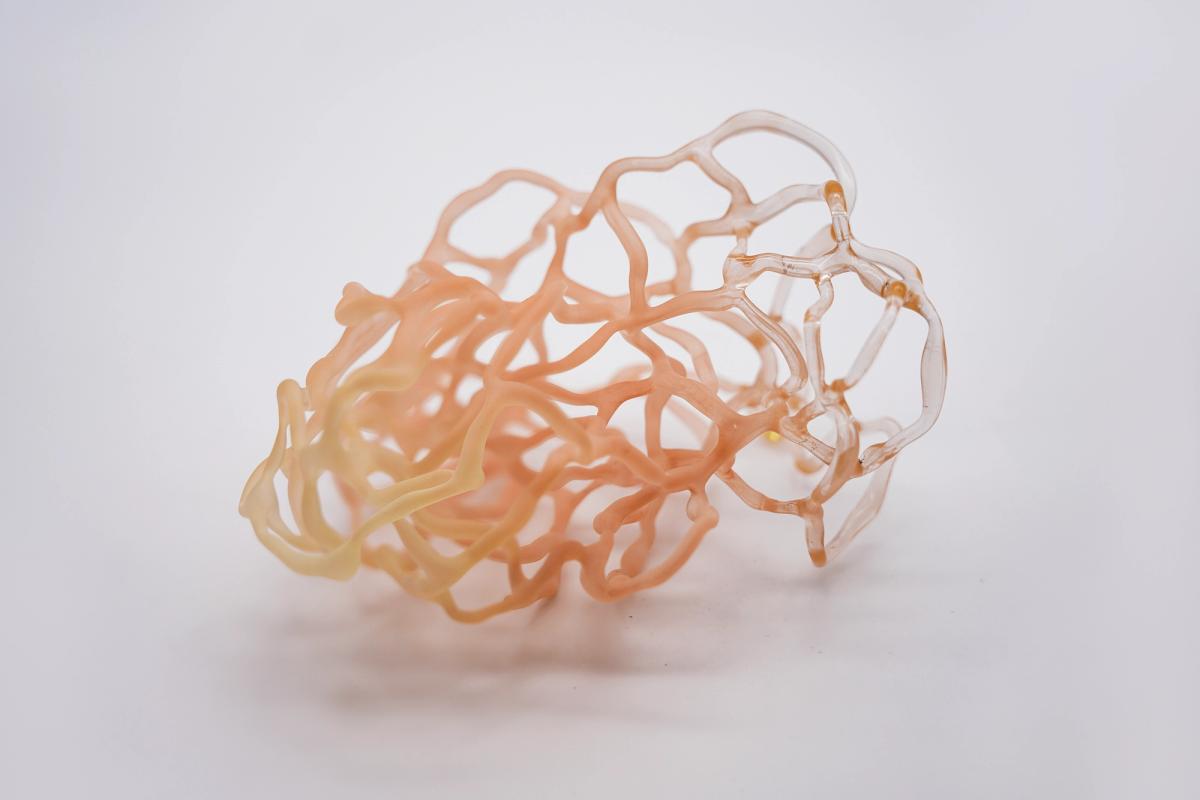 Egg-Born, Change-Born, Moisture-Born (Priscilla I), 2023, borosilicate glass, 18 x 13 x 10 cm