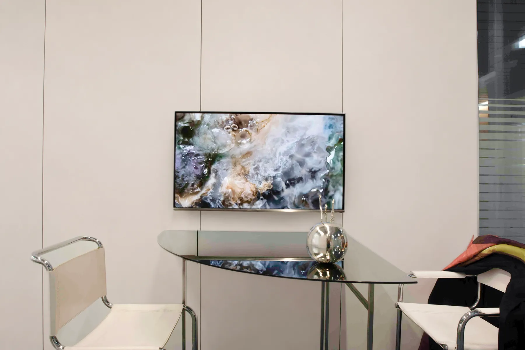 Office Hours, Shuyi Cao - Begin with the End of What Comes Before (2023), Photography James Bantone