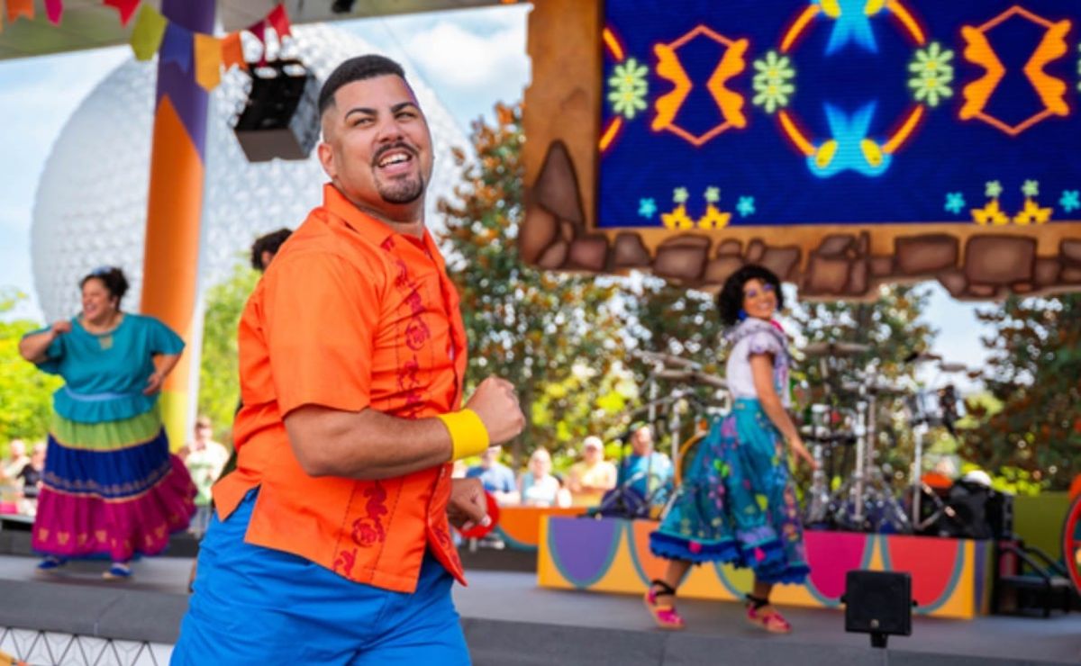 Disney World announces DisneyFamilia celebrations