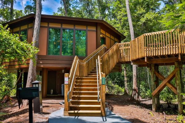 Disney World readies roll out of new Saratoga Springs Treehouse Villas
