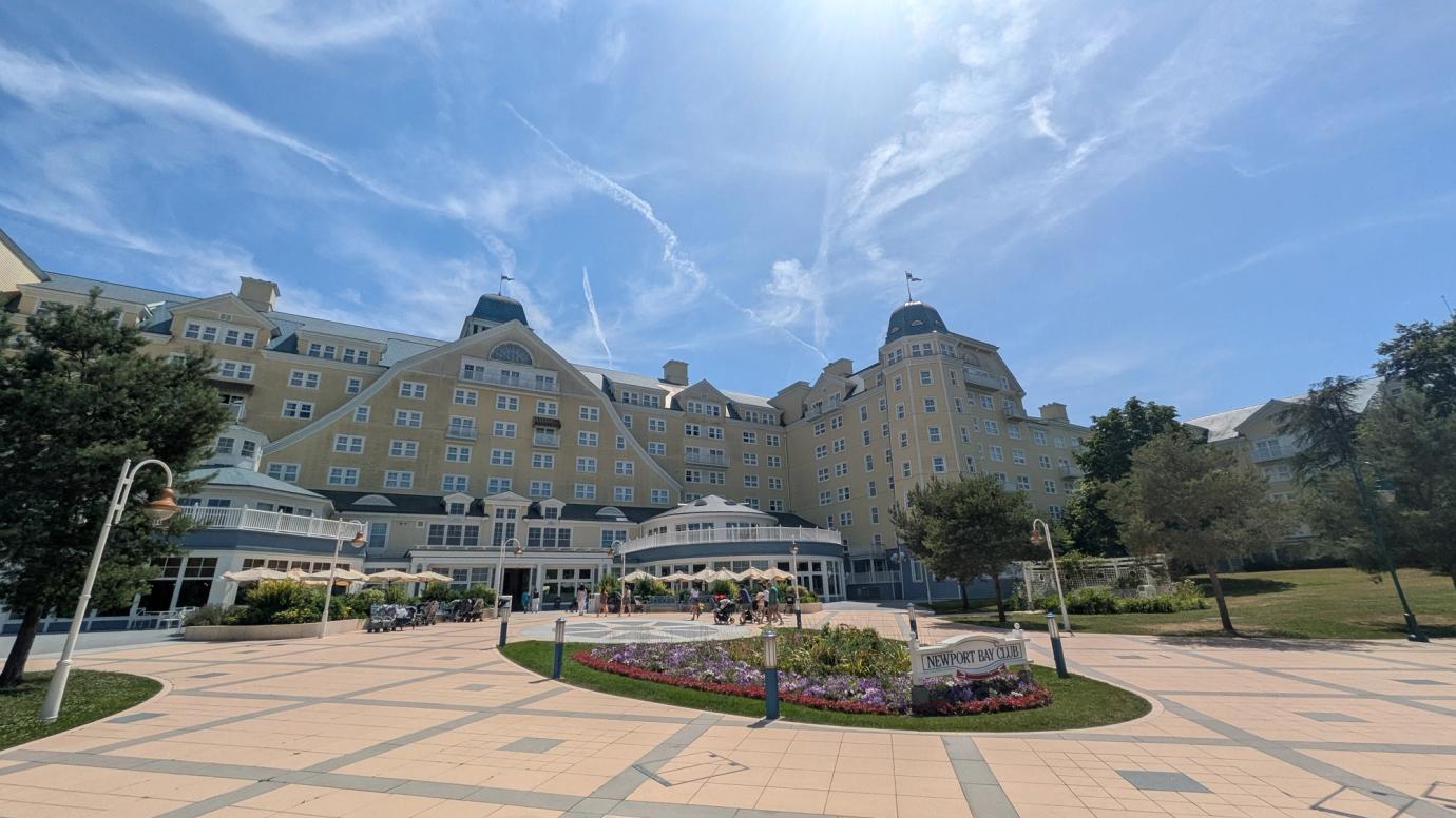 Newport Bay Club