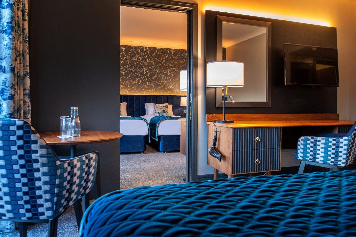 Riverside Park Hotel has many rooms with a view