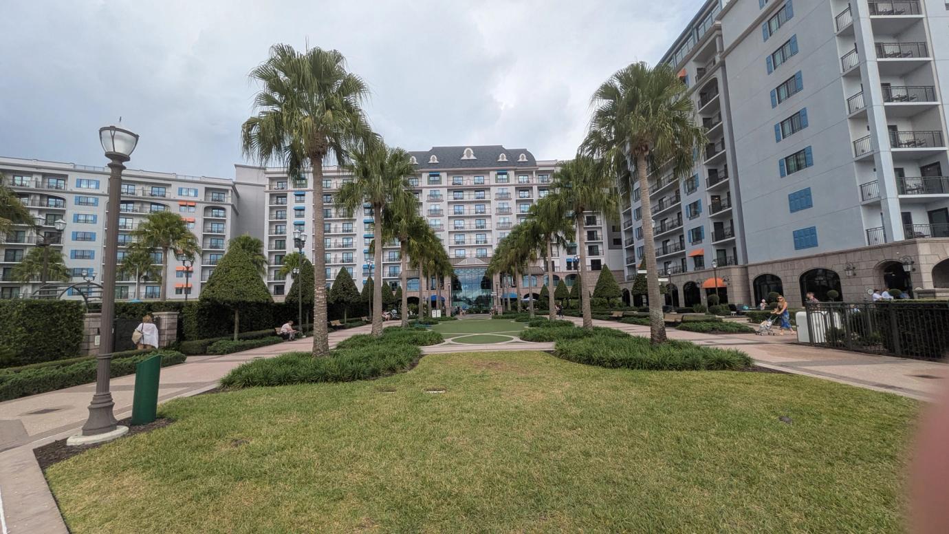 Riviera Resort