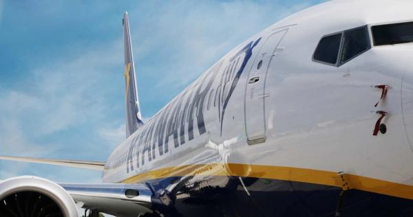 Ryanair teams up with Booking.com, KAYAK and Agoda