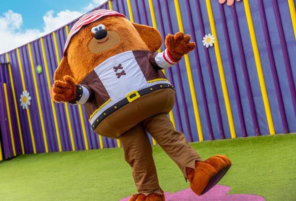 Alton Towers launches Pirate Takeover for February half-term