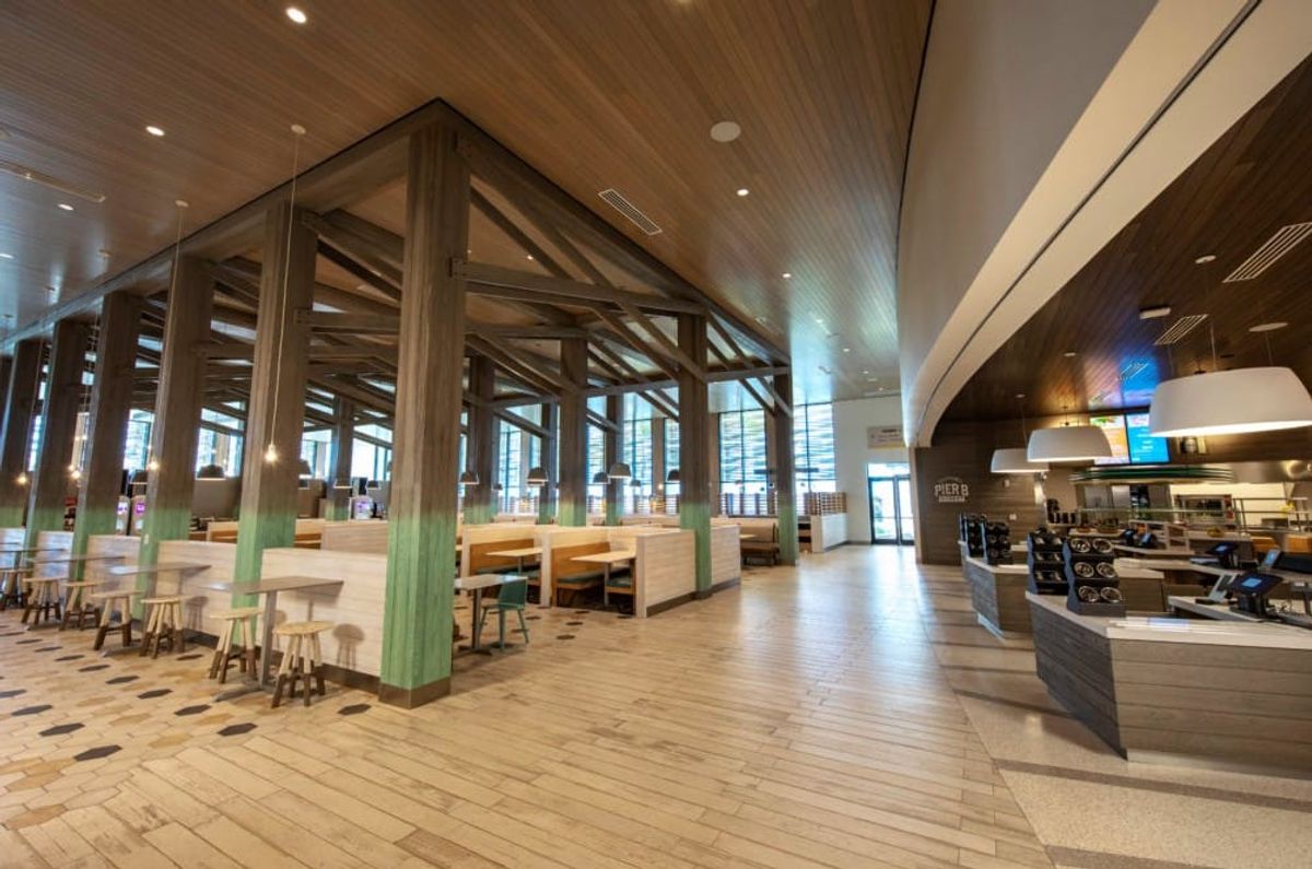 Explore Endless Summer Dockside's convenient, tasty bites