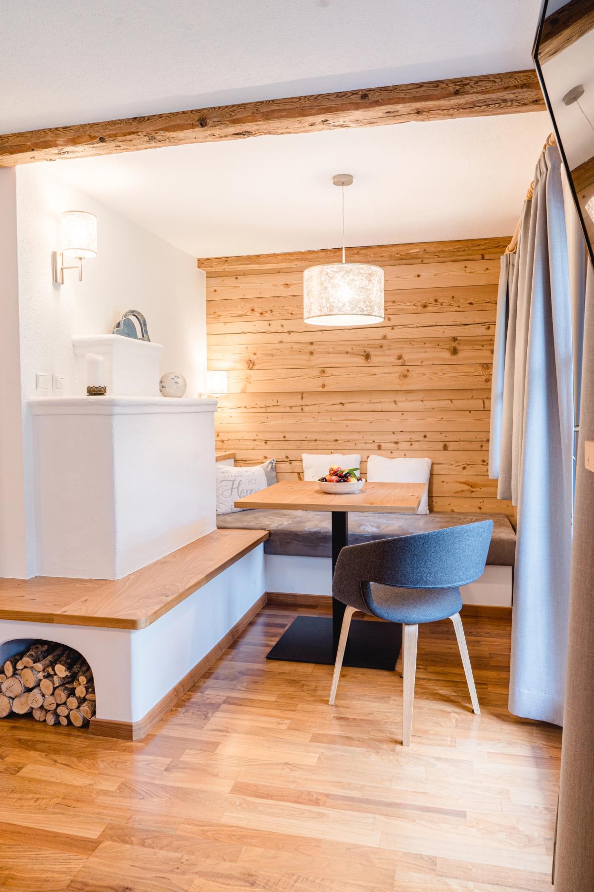 Räume & Interieur 14