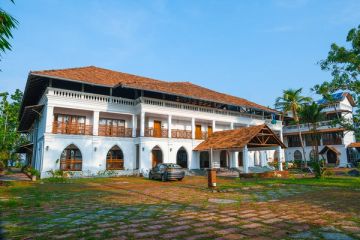 Sanskreti by Kallanchery Retreat thumbnail 10