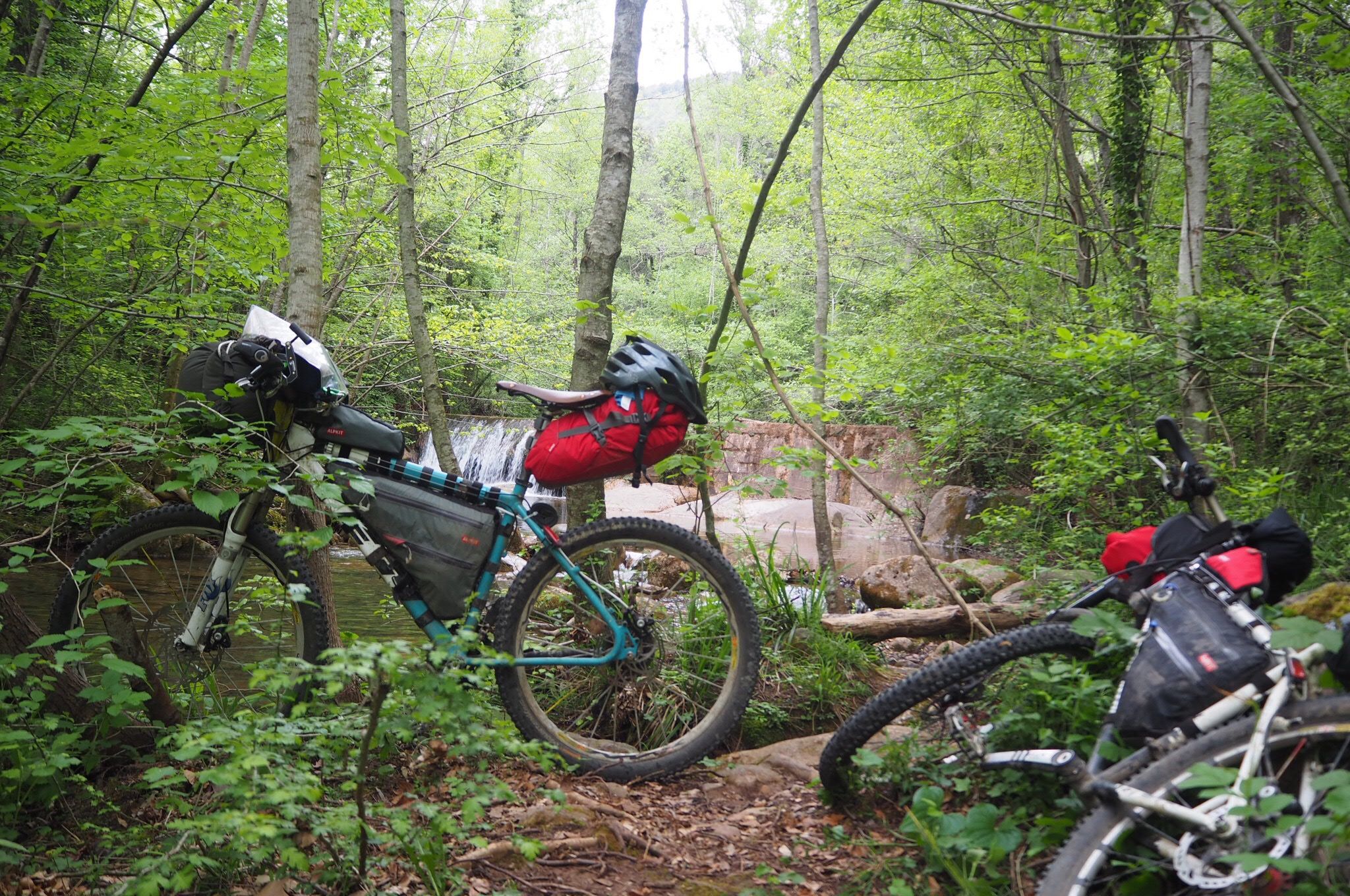 My bike, a race-bred Yeti ARC, has seen better days. Aside from all the creaks and squeaks she&#8217;s developed over the first 300 miles of the Pyrenean beating: the back brake is empty &#8211; no oil, nothing at the lever. The front could do with a bleed too and I have had to put a [&hellip;]