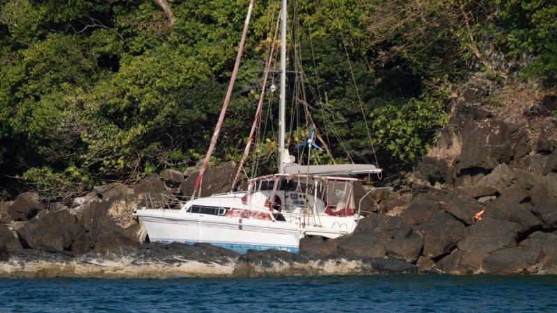 you can't park there mate.