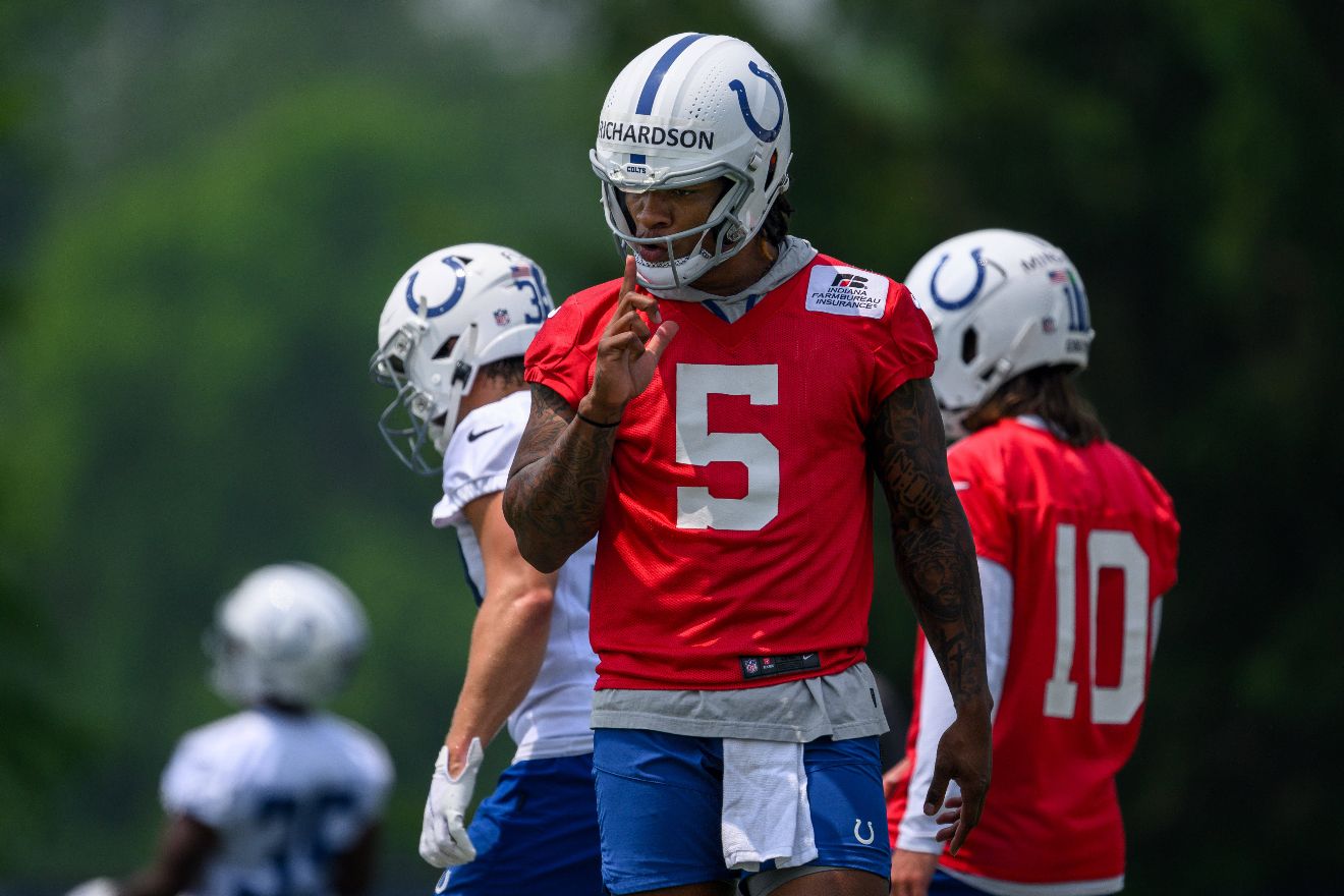 The Helmet Hike Is A New Tradition At Colts Training Camp