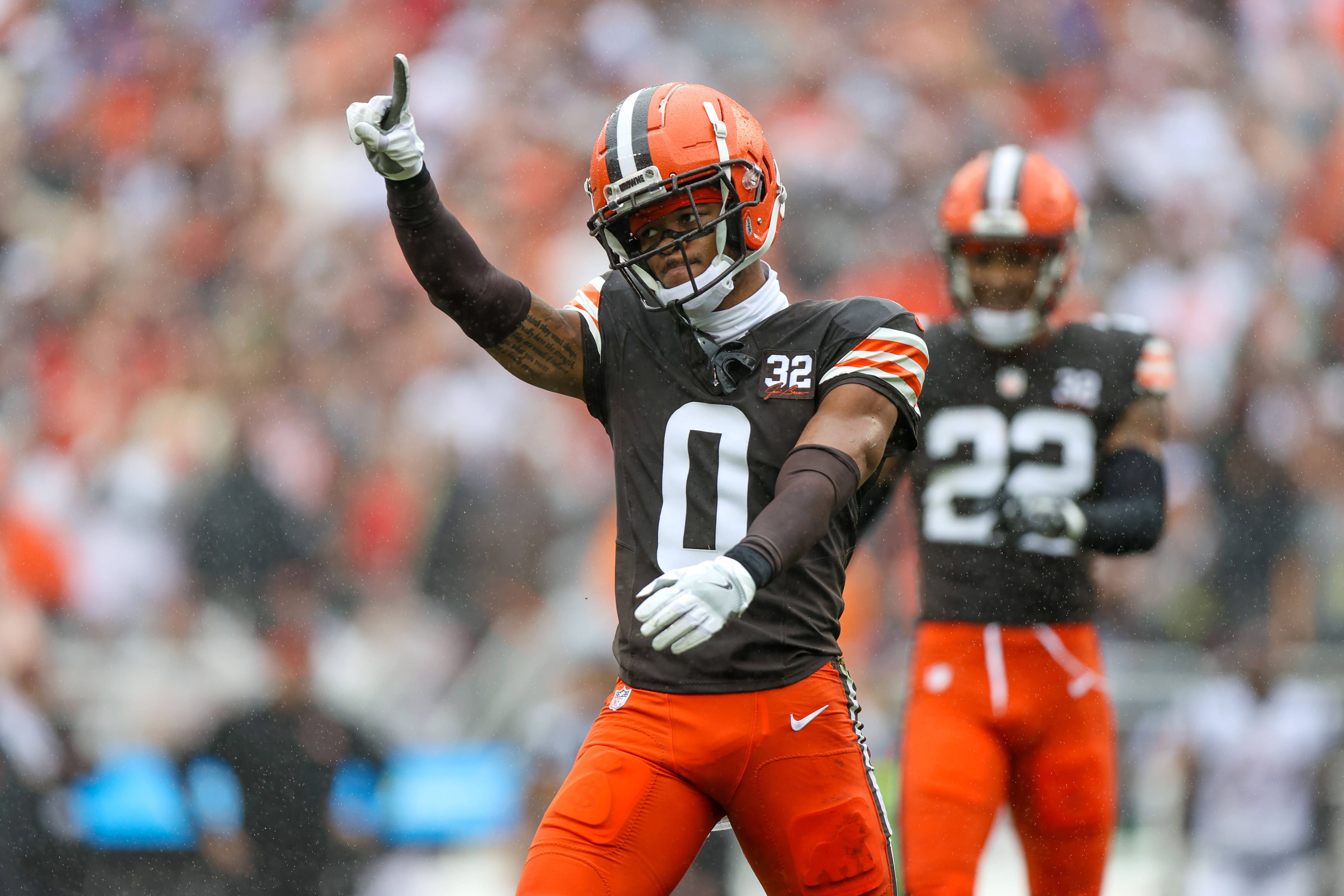 Browns vs. Steelers point spread: Who is favored for Week 2 Monday