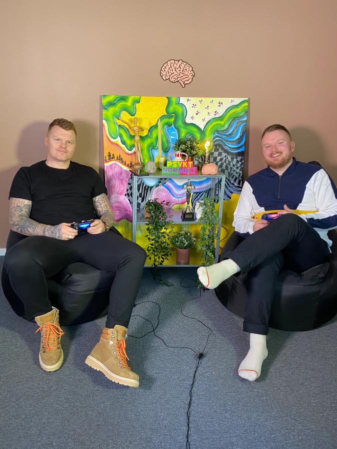 Programleder for Føler'n, Oskar med gjest John Arne Riise