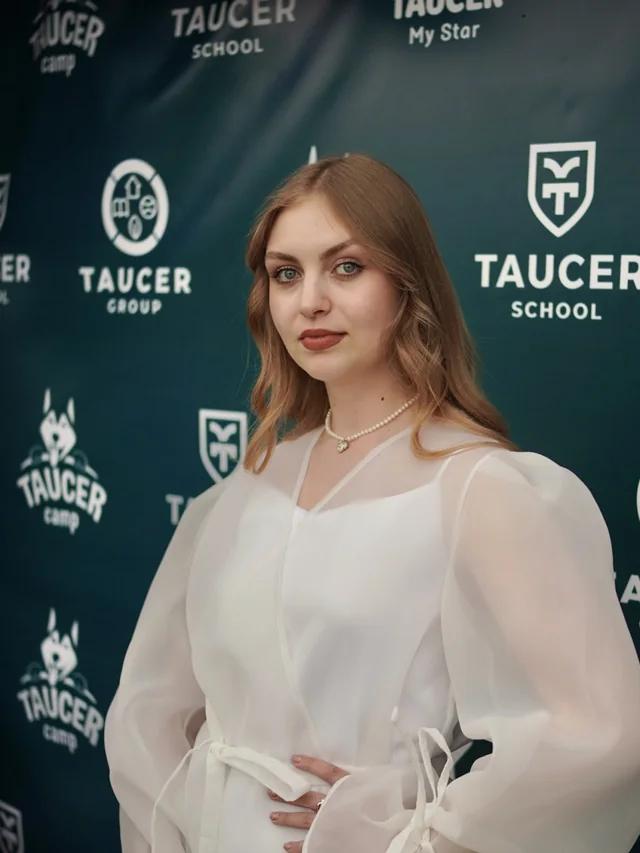 Софія Машталір — вчителька музики школи TAUCER
