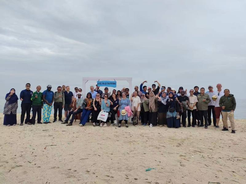 We hosted Innovate UK at our Indonesian test site