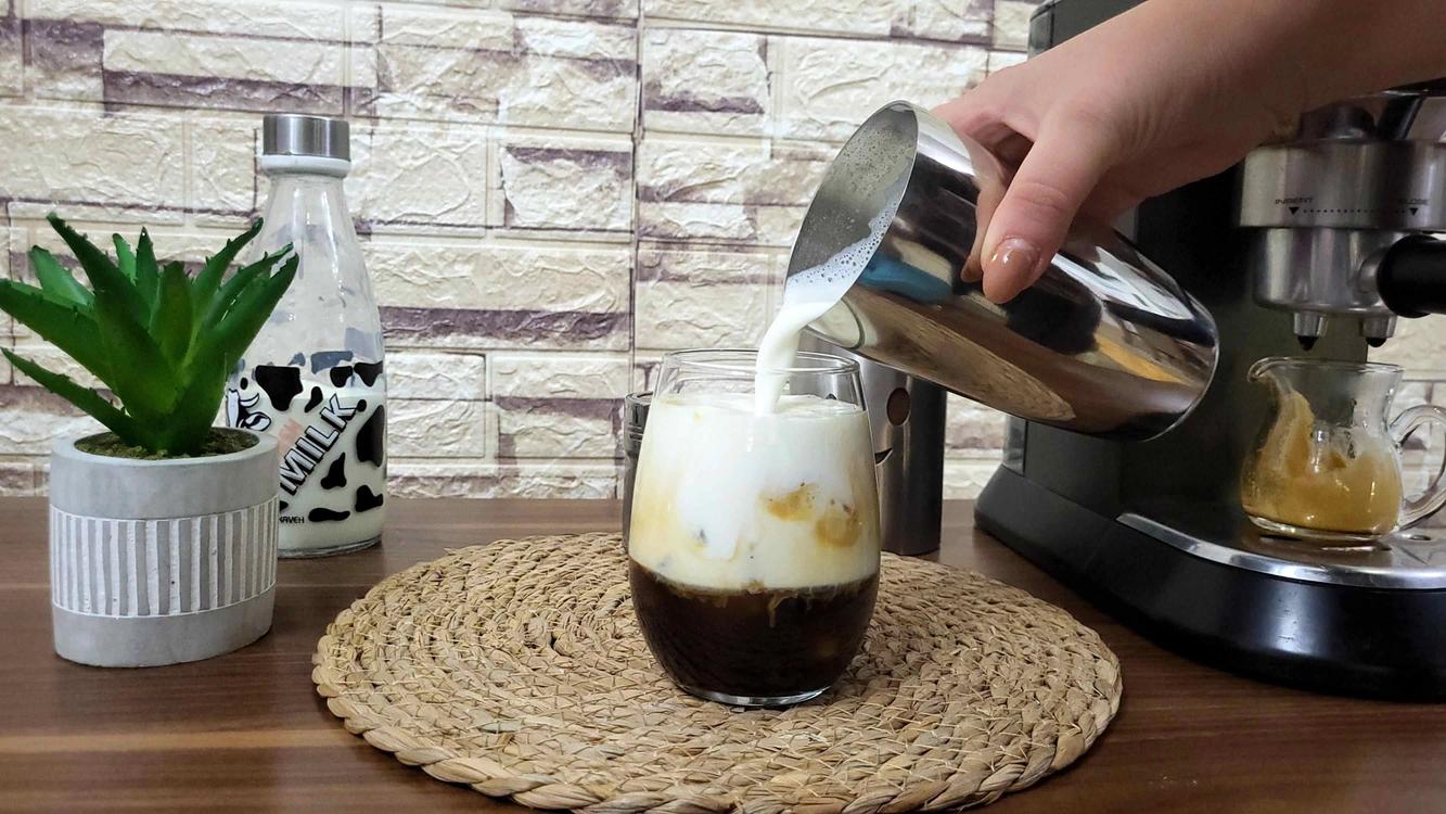 Making Iced Cappuccino