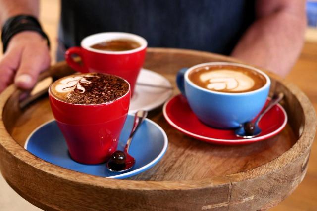 Various milky coffee drinks