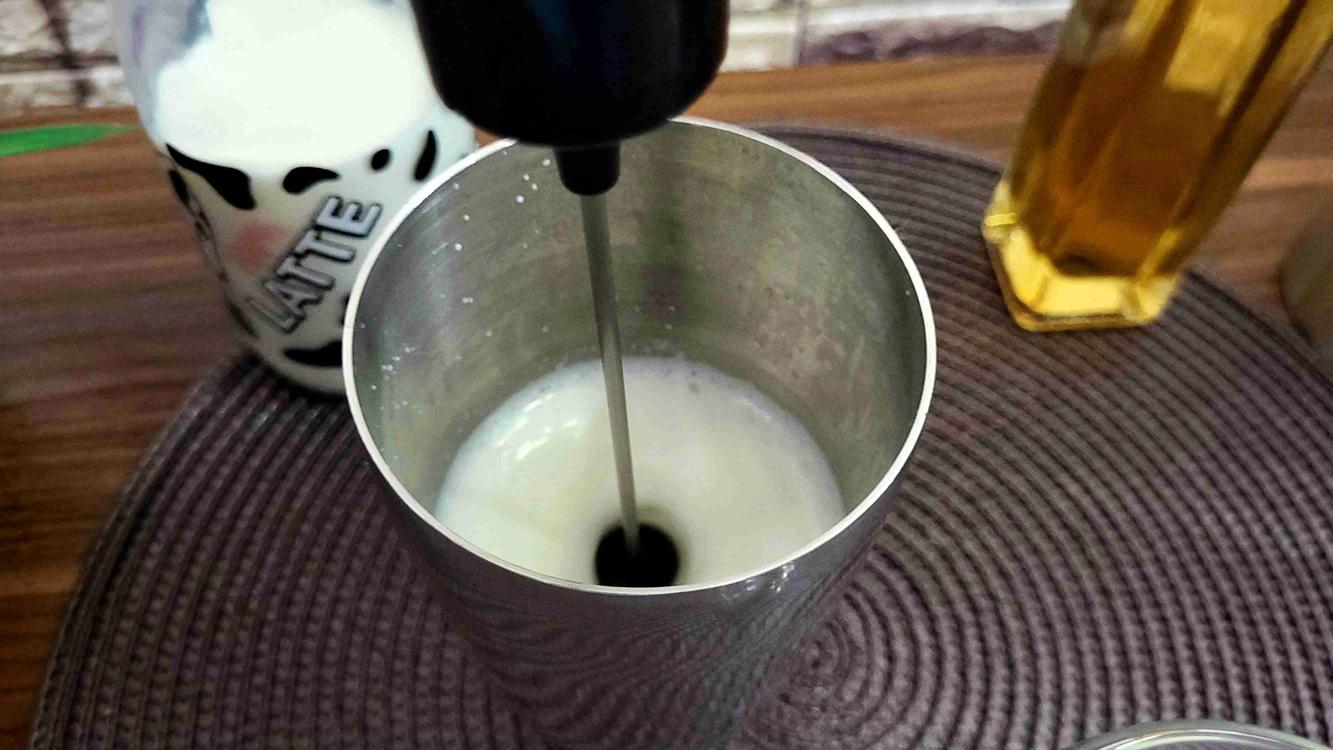 Frothing Milk