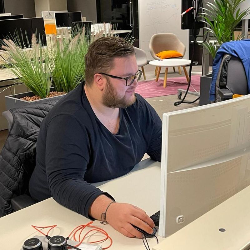 Cloud and Workplace First Line Engineer · Contraste Europe