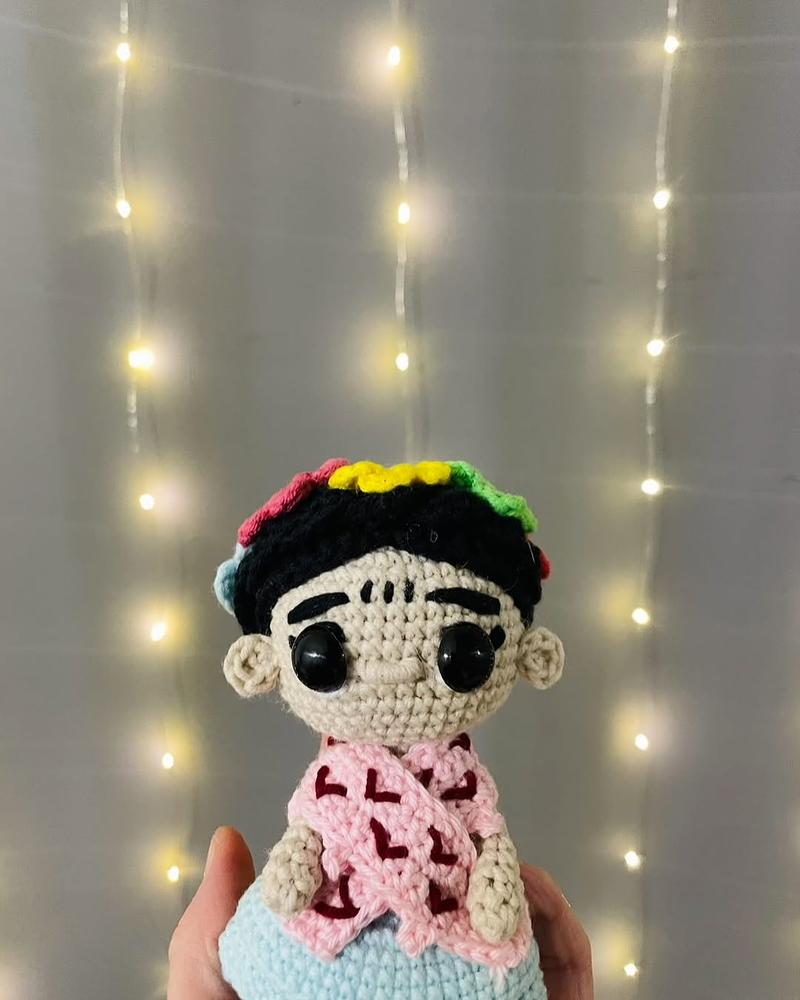 Frida con mantón