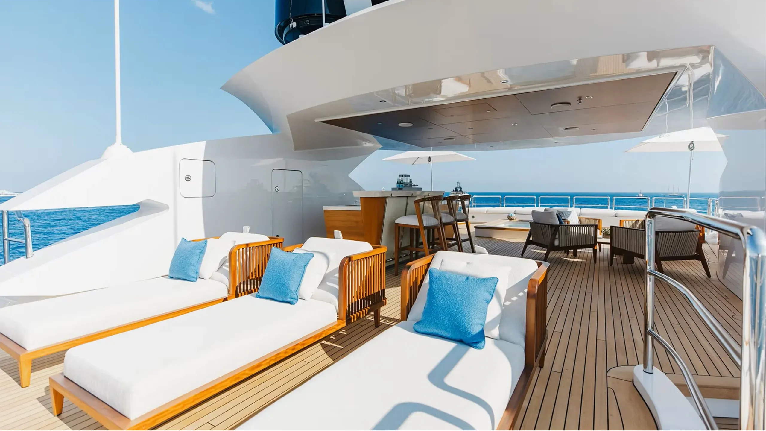 Benetti 70m (photograph 5)