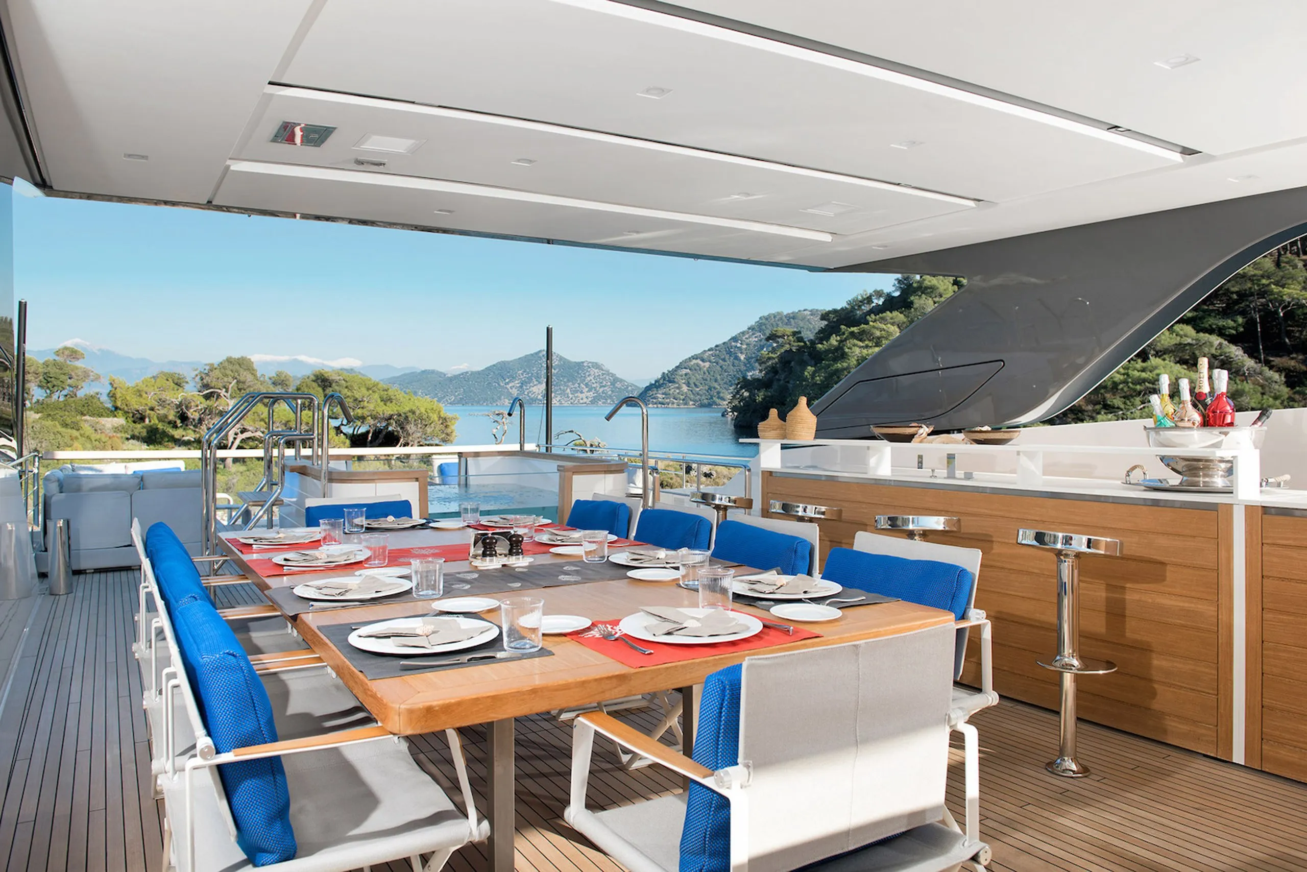 Sanlorenzo 36.5m (photograph 3)