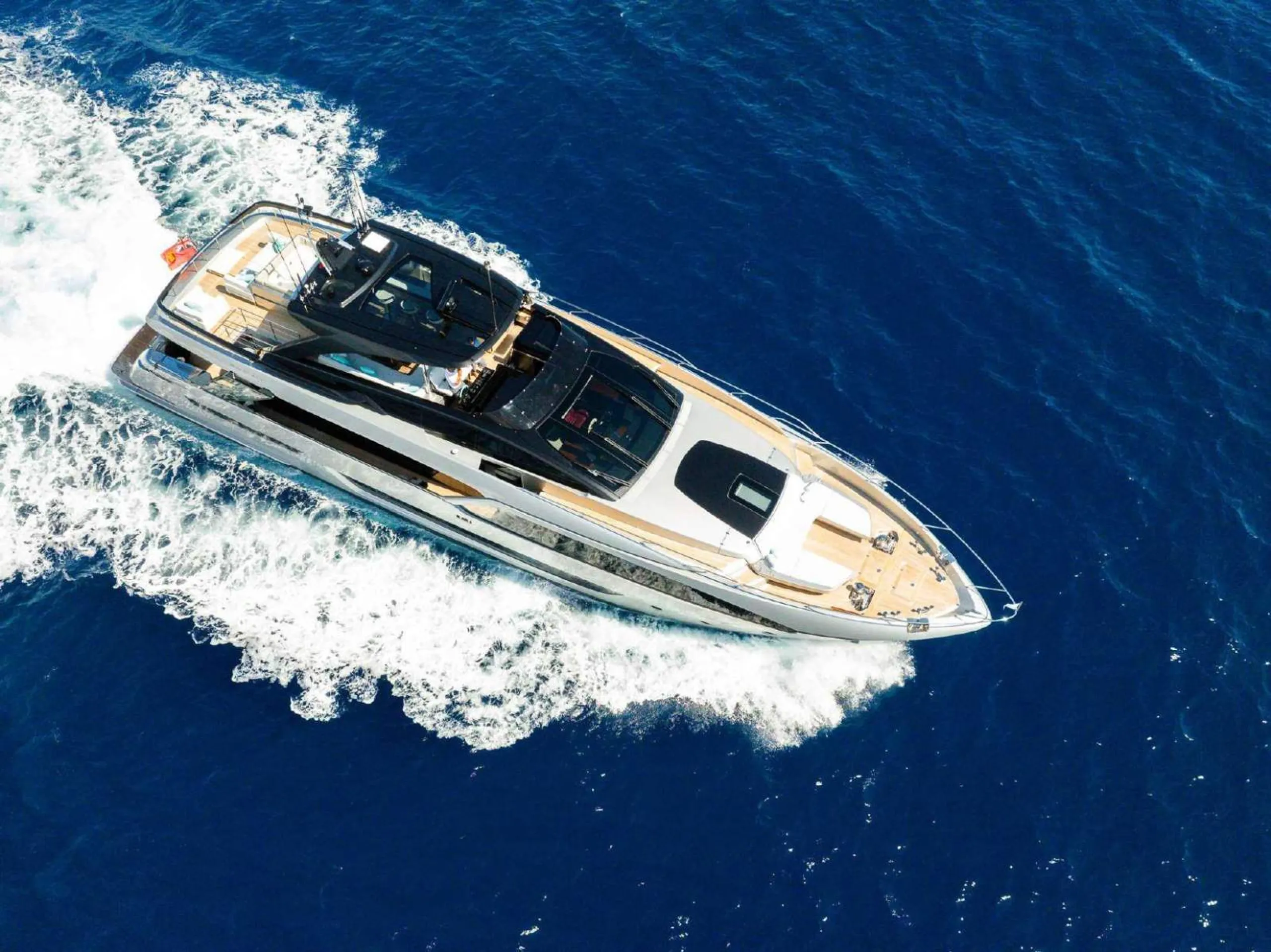 Riva 28m - Photograph 3