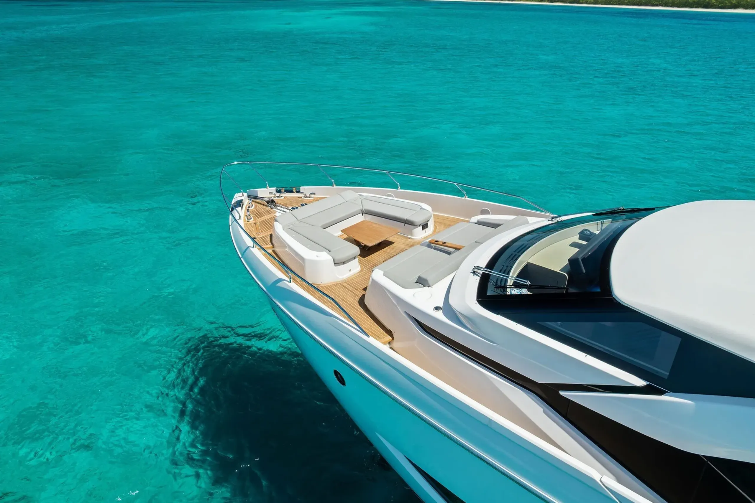 Ferretti 26m - Photograph 5