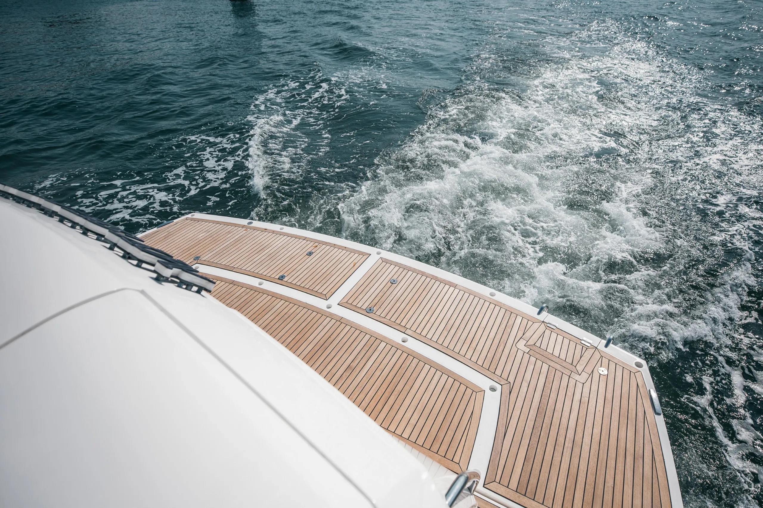 Sunseeker 22m - Photograph 3