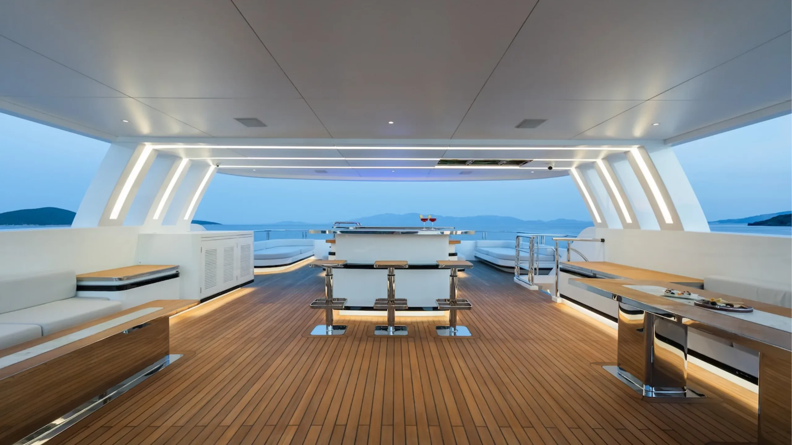 Cmb Yachts 47.5m (photograph 8)