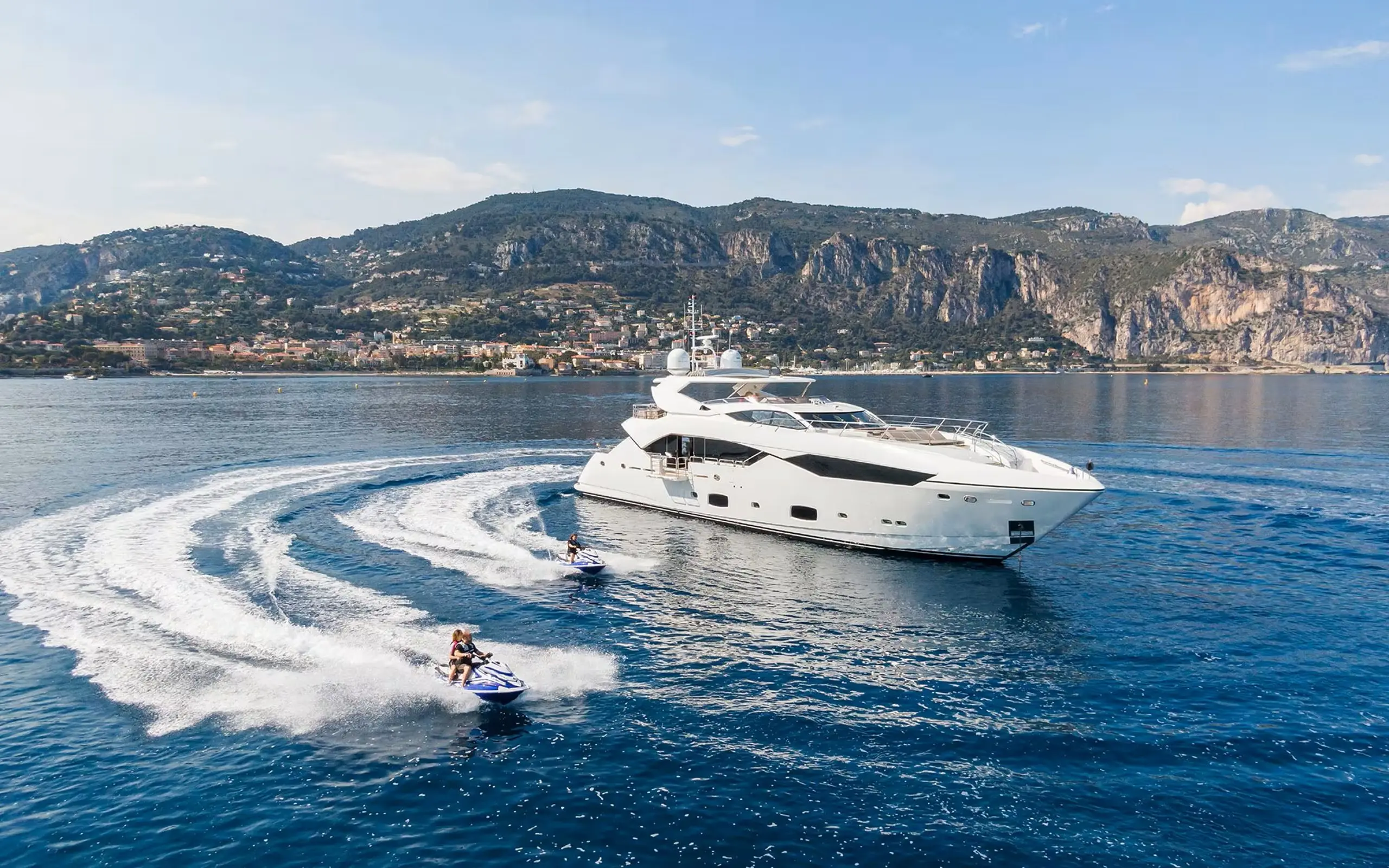 Sunseeker 35-metre at anchor