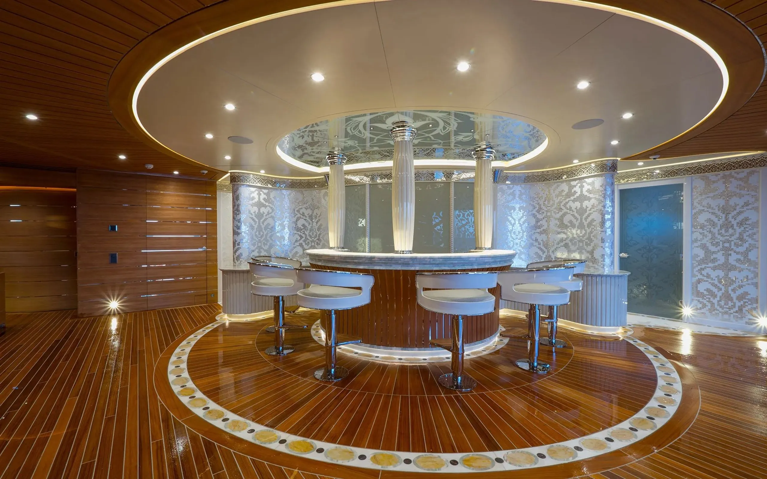 Yachtley 80m (photograph 7)