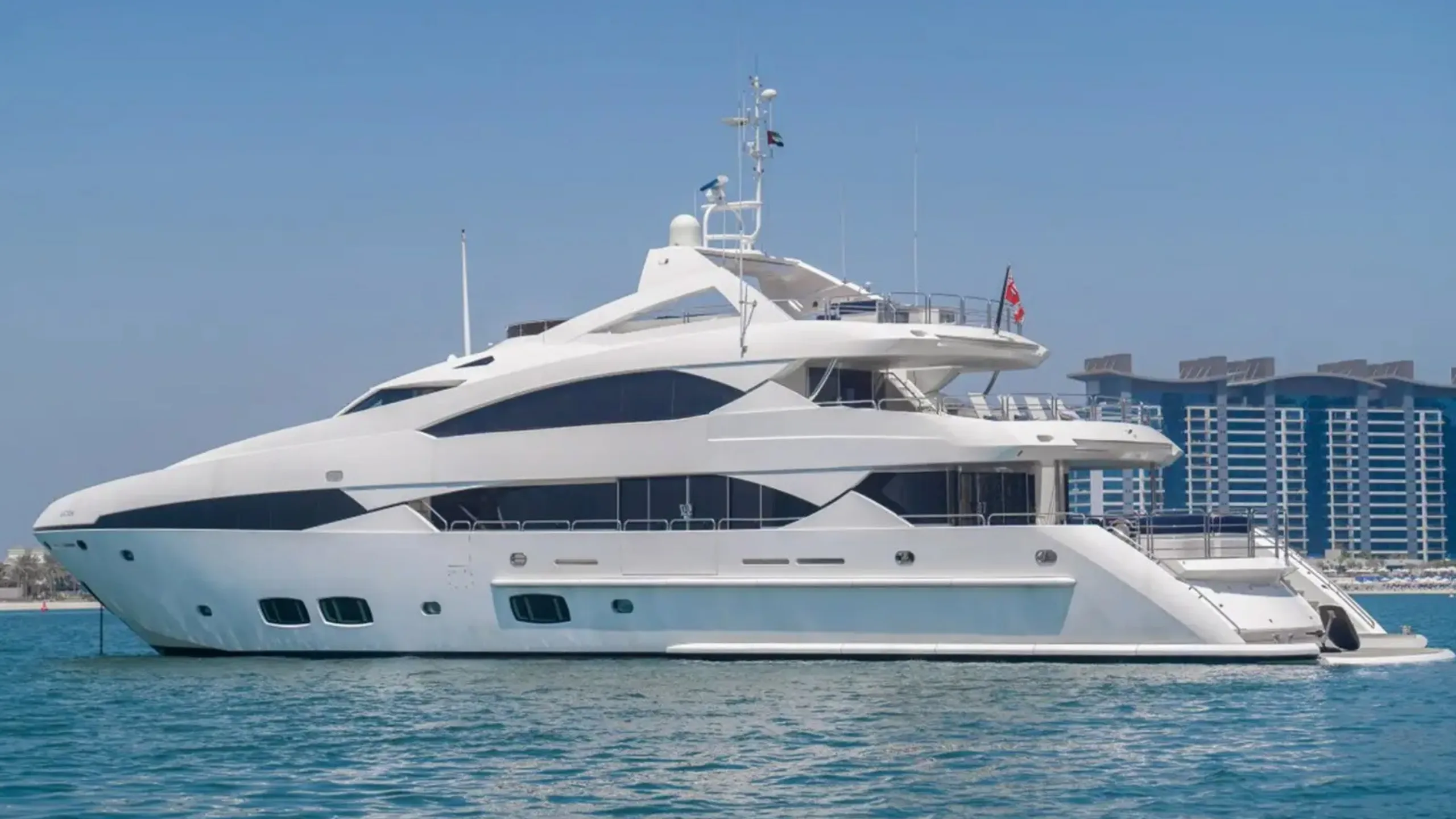 Sunseeker 40-metre