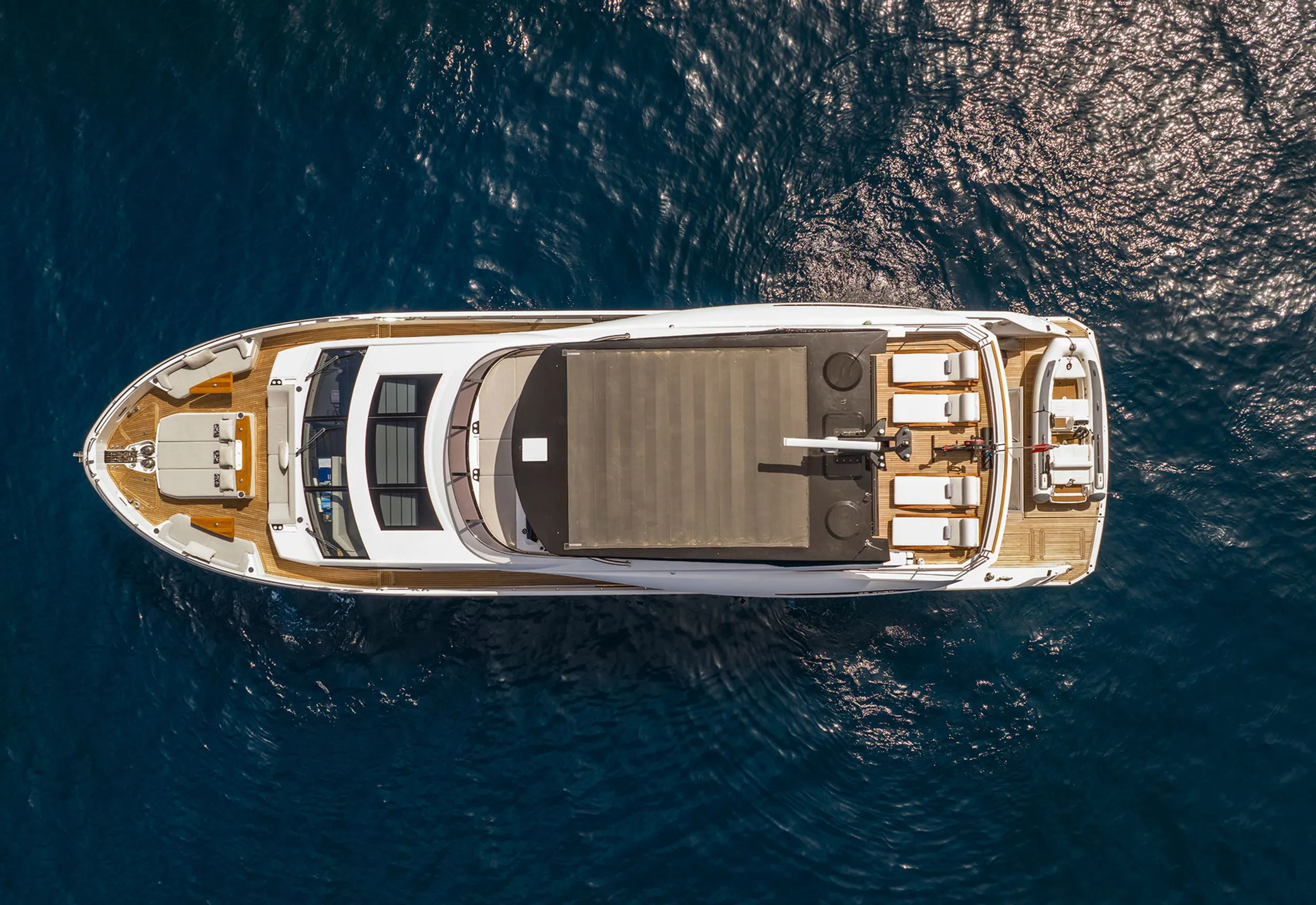 Sunseeker 27m - Photograph 4