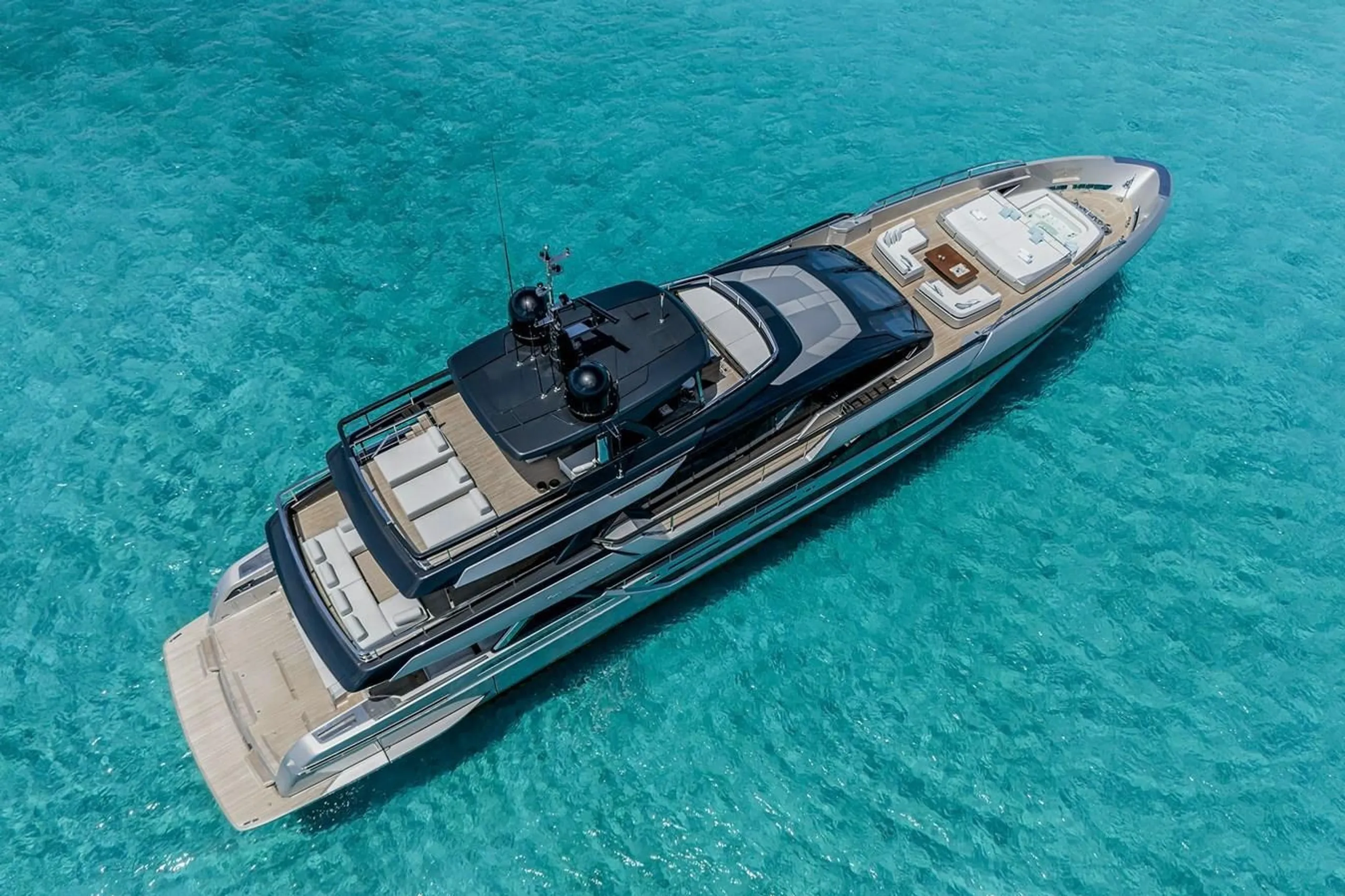 Riva 40m - Photograph 4