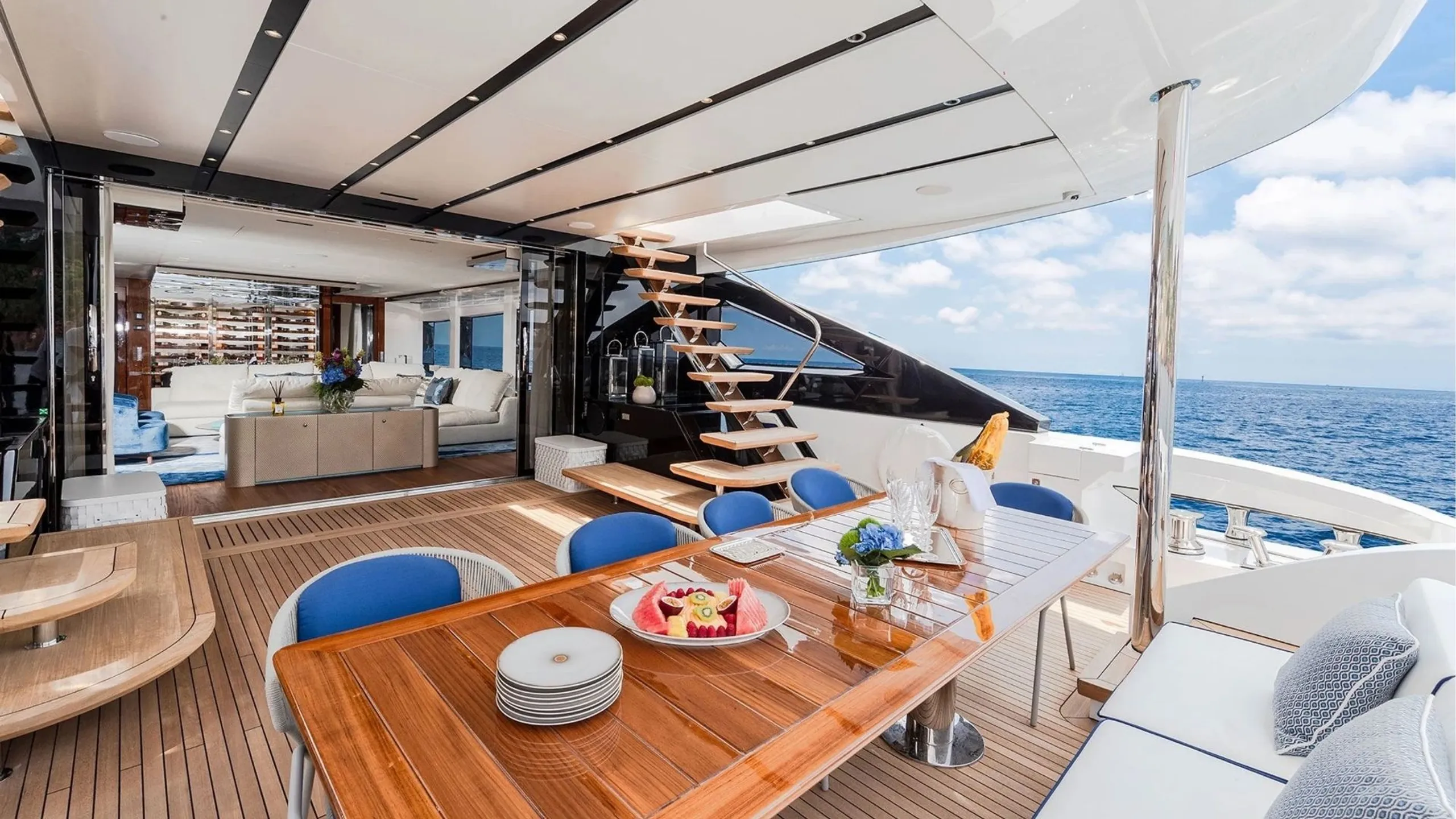 Amer 36m, interior salon and accommodation.