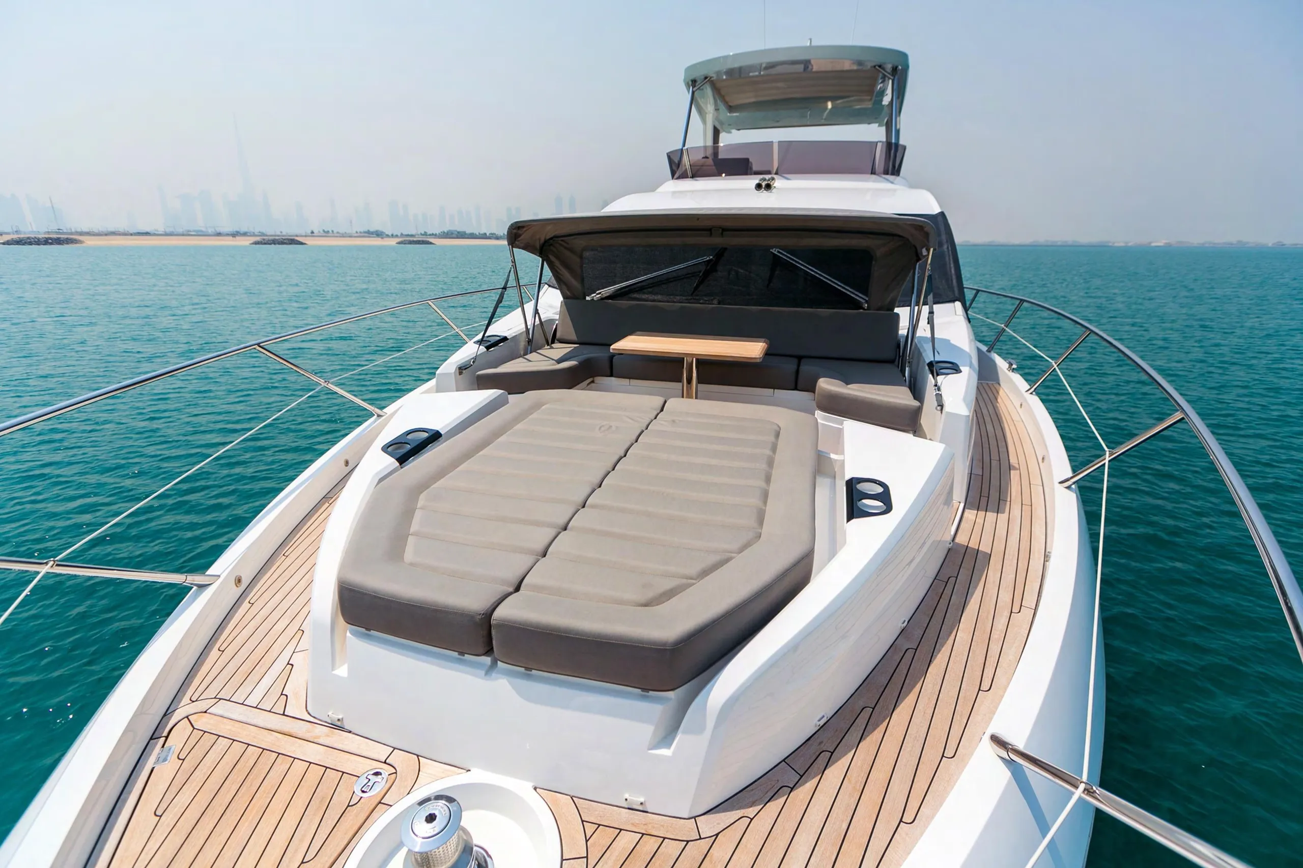 Sunseeker 22m - Photograph 4