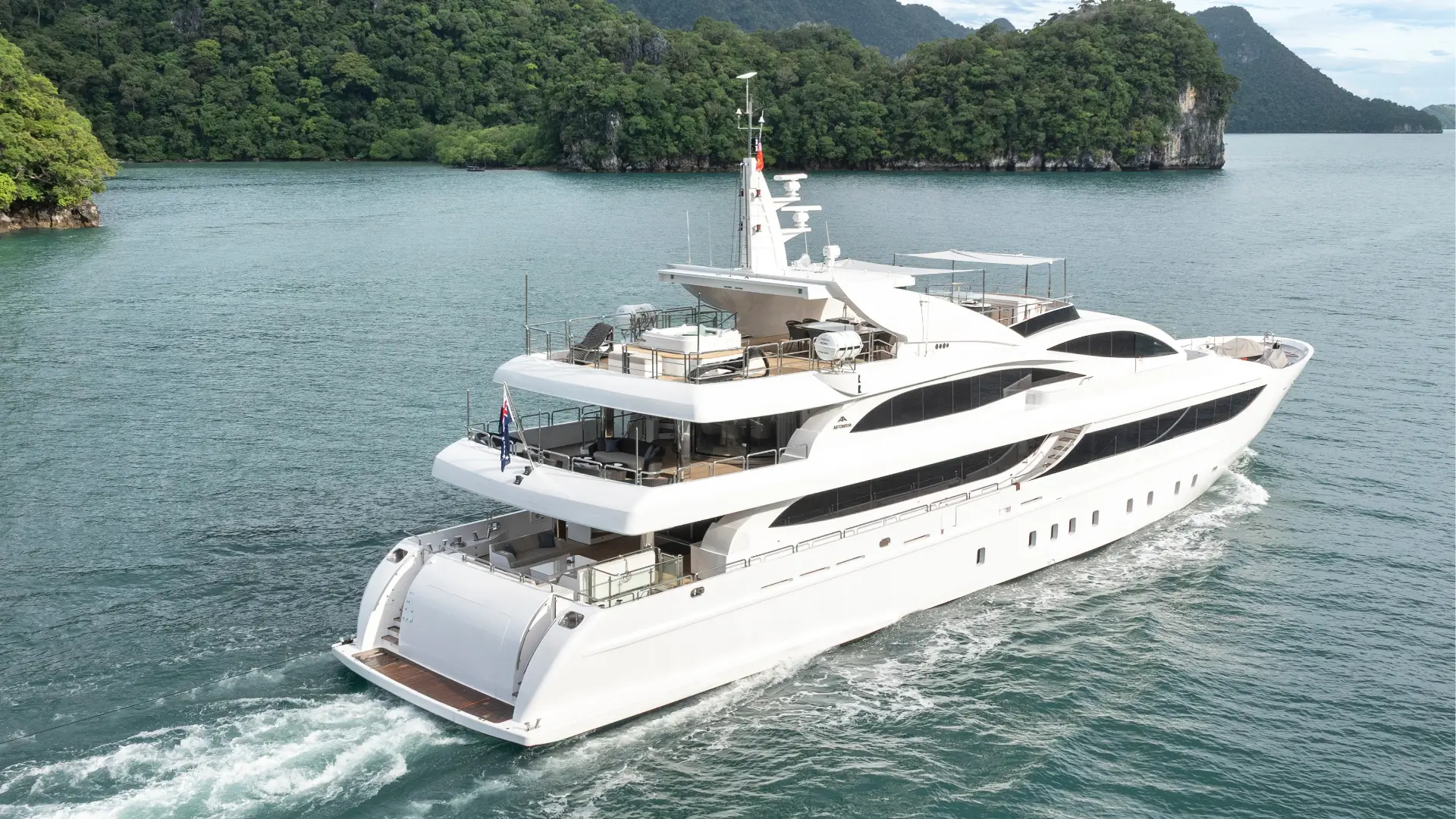 Astondoa 46-metre at anchor