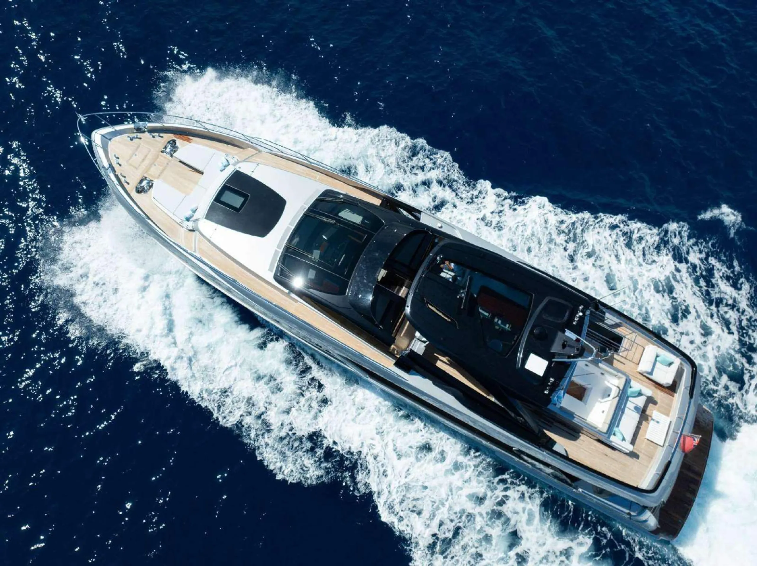 Riva 28m - Photograph 5