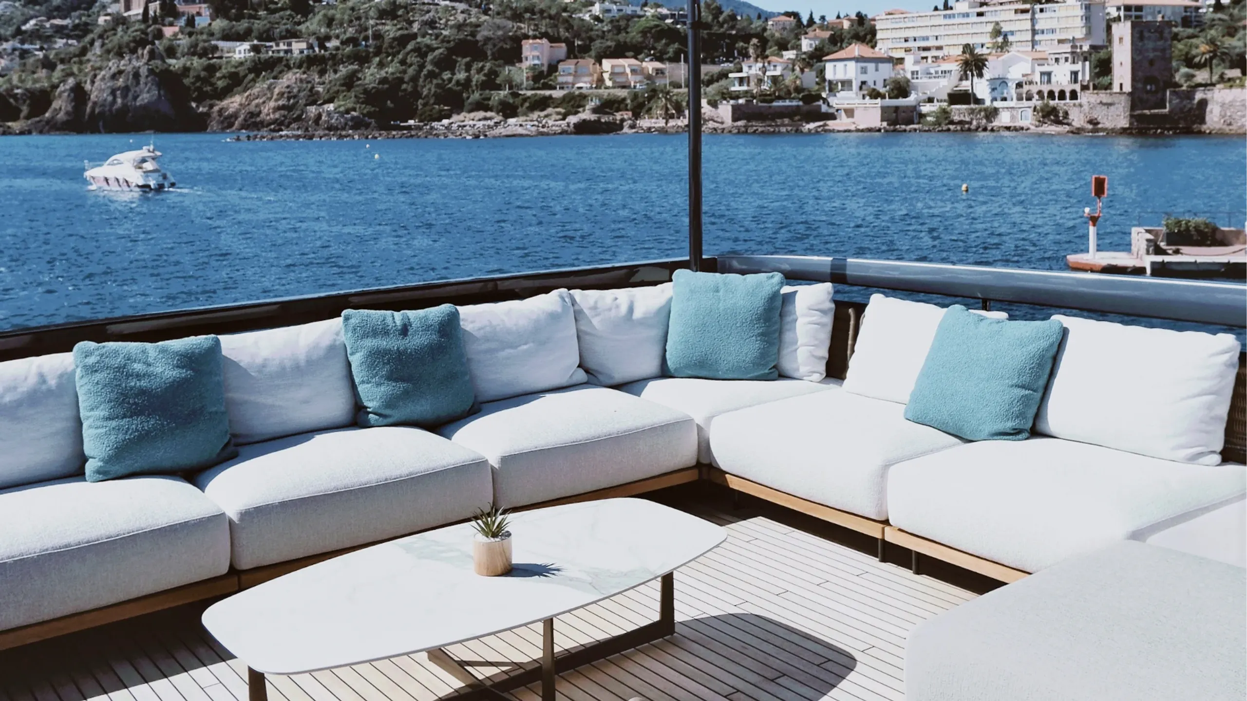 Riva 30.34m (photograph 9)